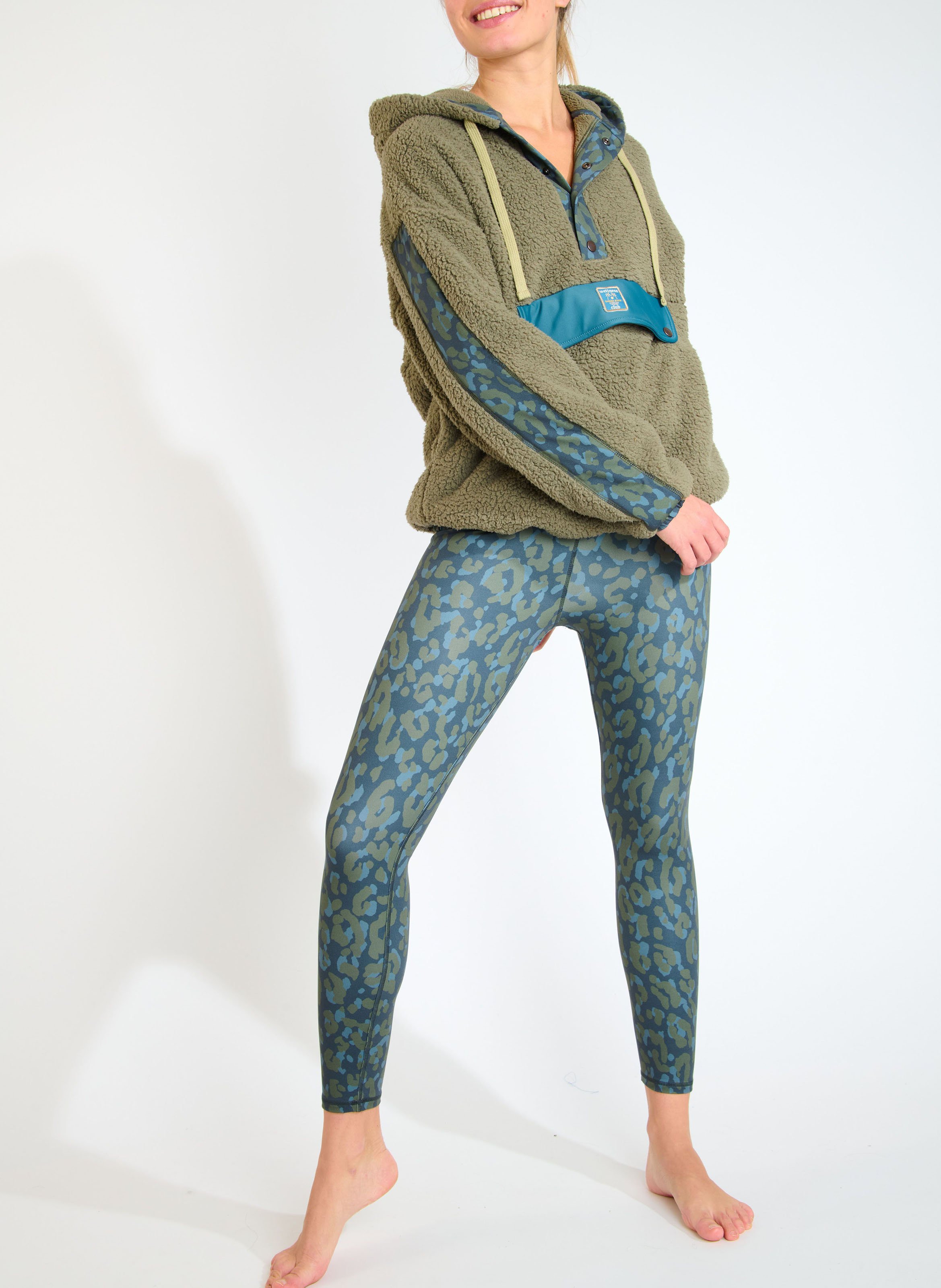 Sweat ample à capuche teddy  BANANA MOON Vert