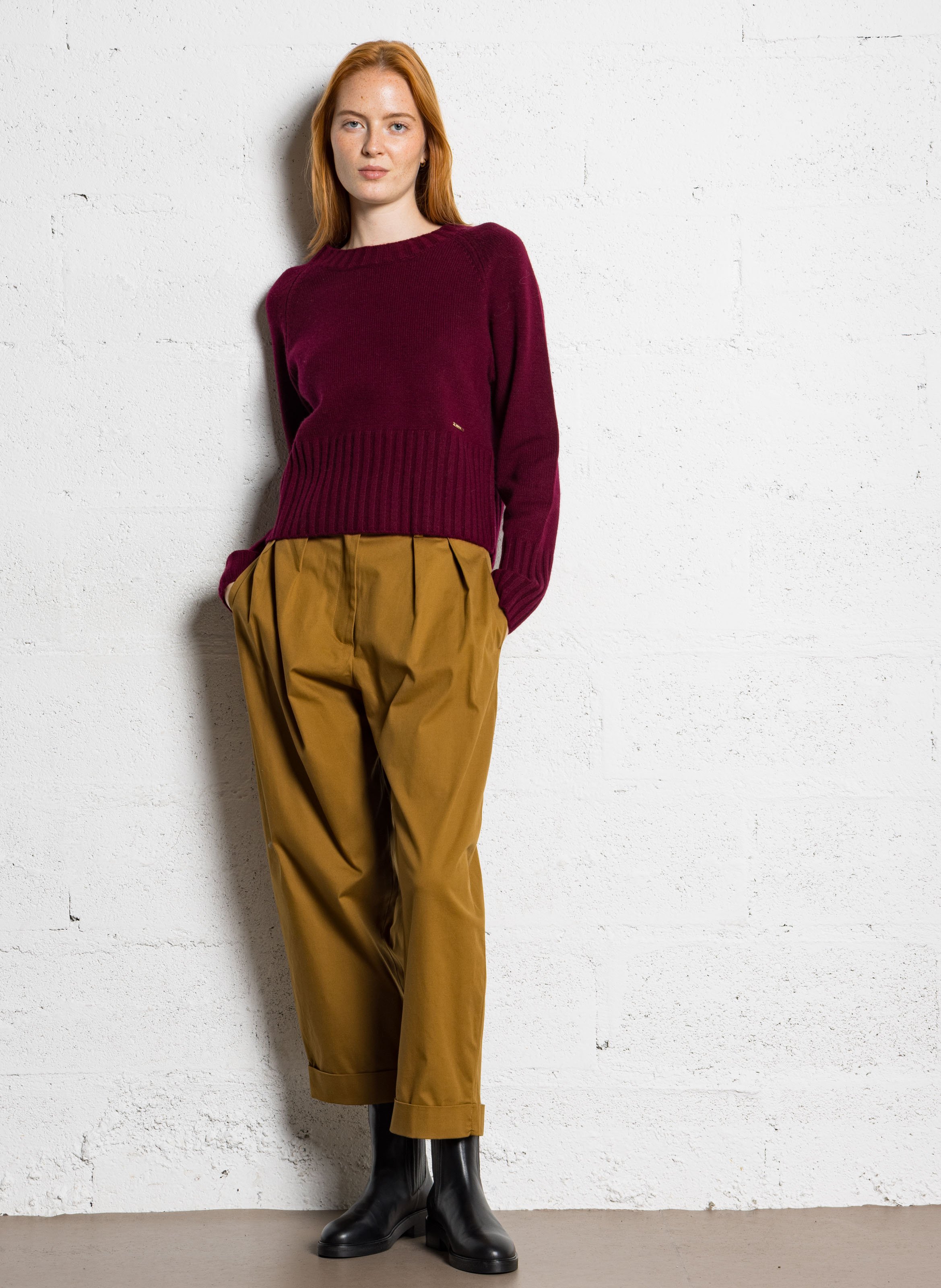 Pull oversize col rond en cachemire et laine BERENICE Prune