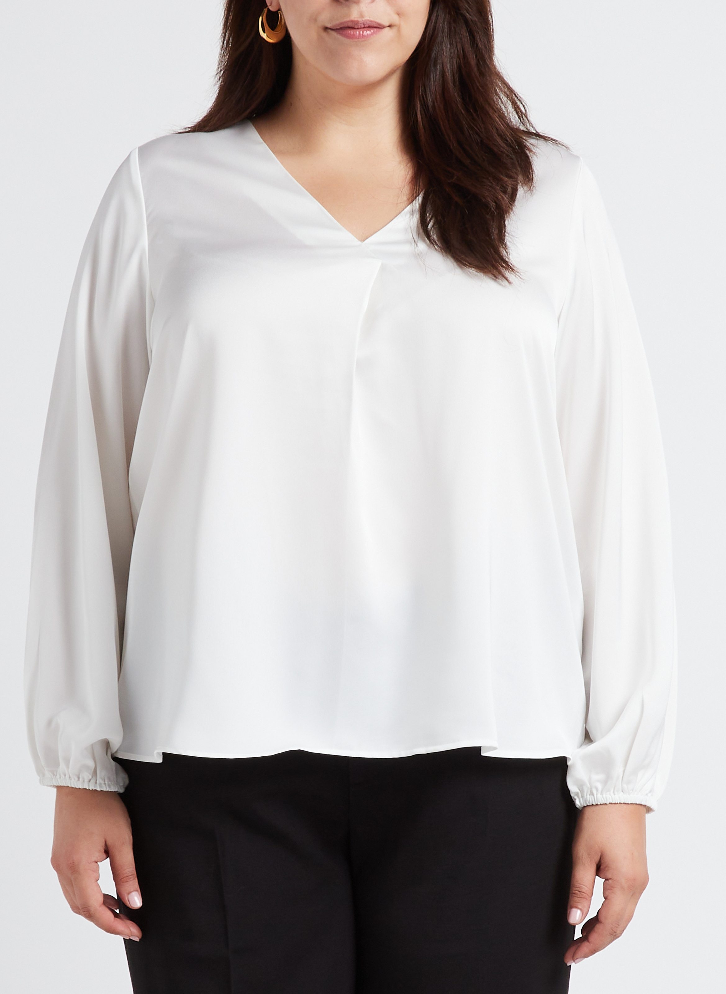 Satijnachtige blouse met V-hals EVOKED Wit