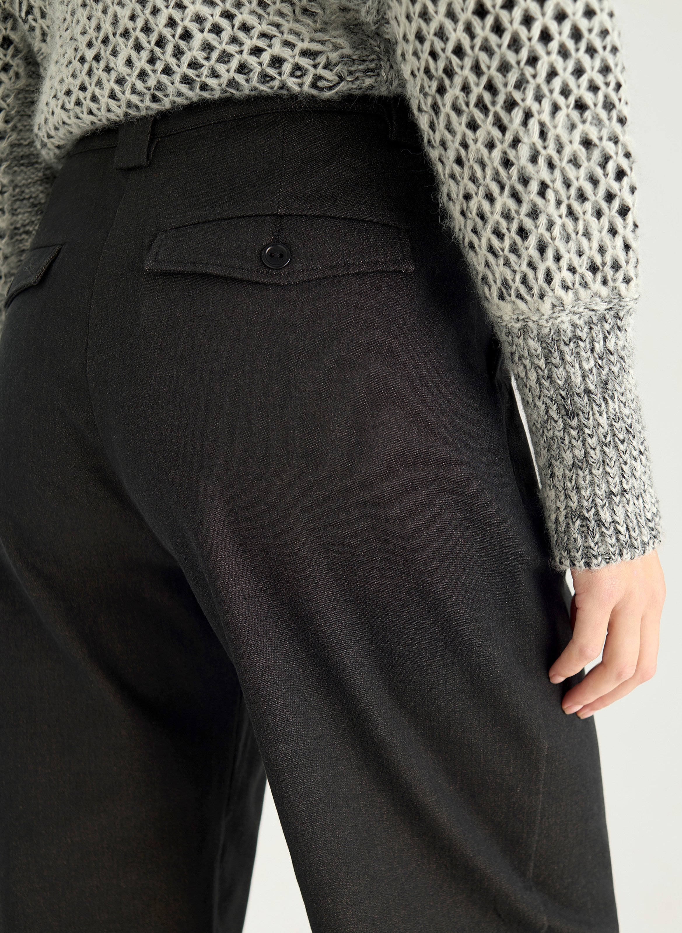 High-waisted plain carrot pants COTELAC Black