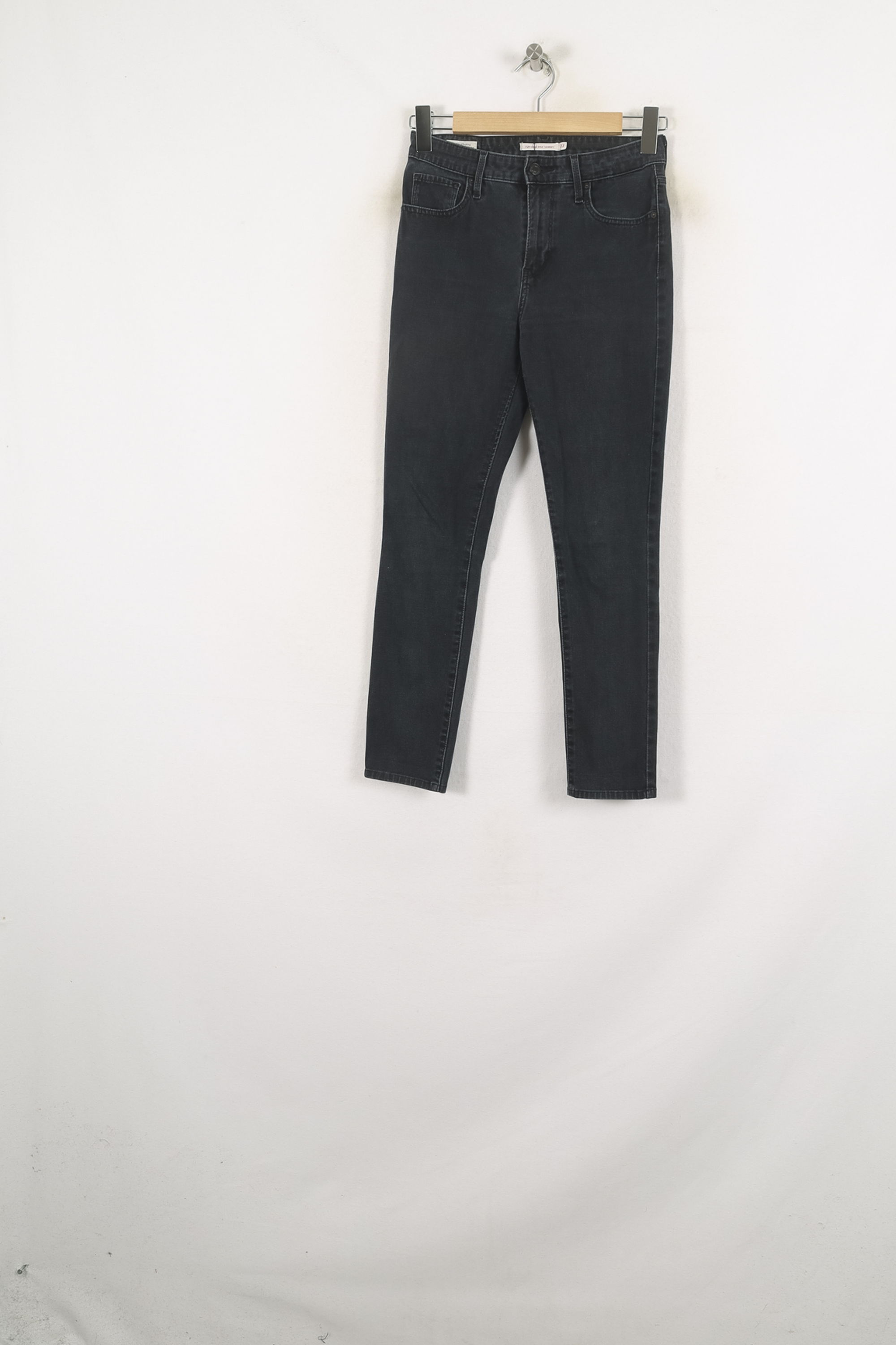 Cropped slim jeans with studs LEVI'S - Seconde main Black