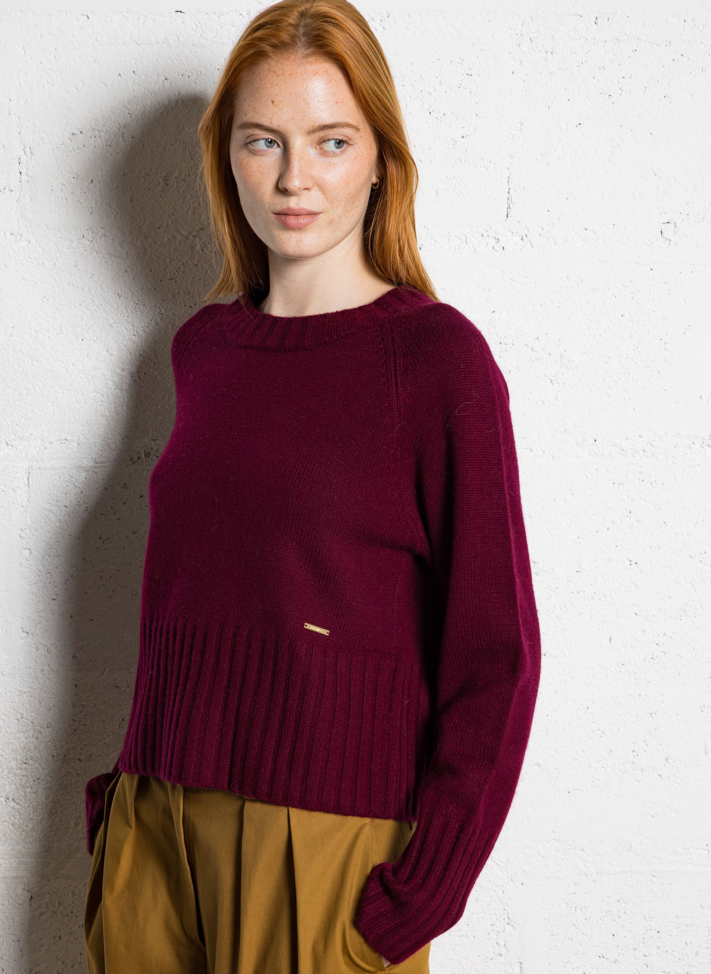 Pull oversize col rond en cachemire et laine BERENICE Prune