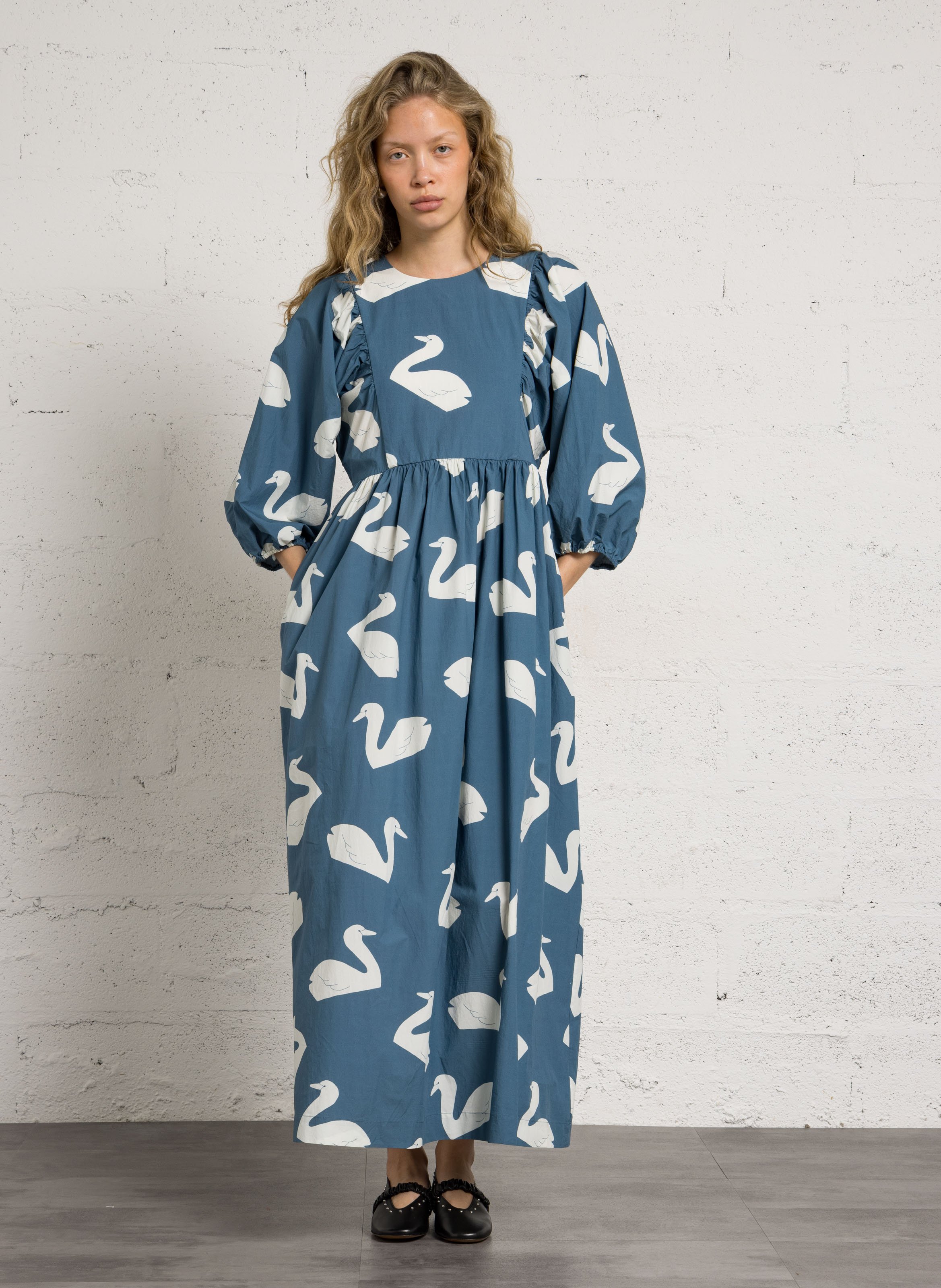 Bedrucktes Baumwoll-Maxikleid mit Rundhalsausschnitt THE TINY BIG SISTER Beige