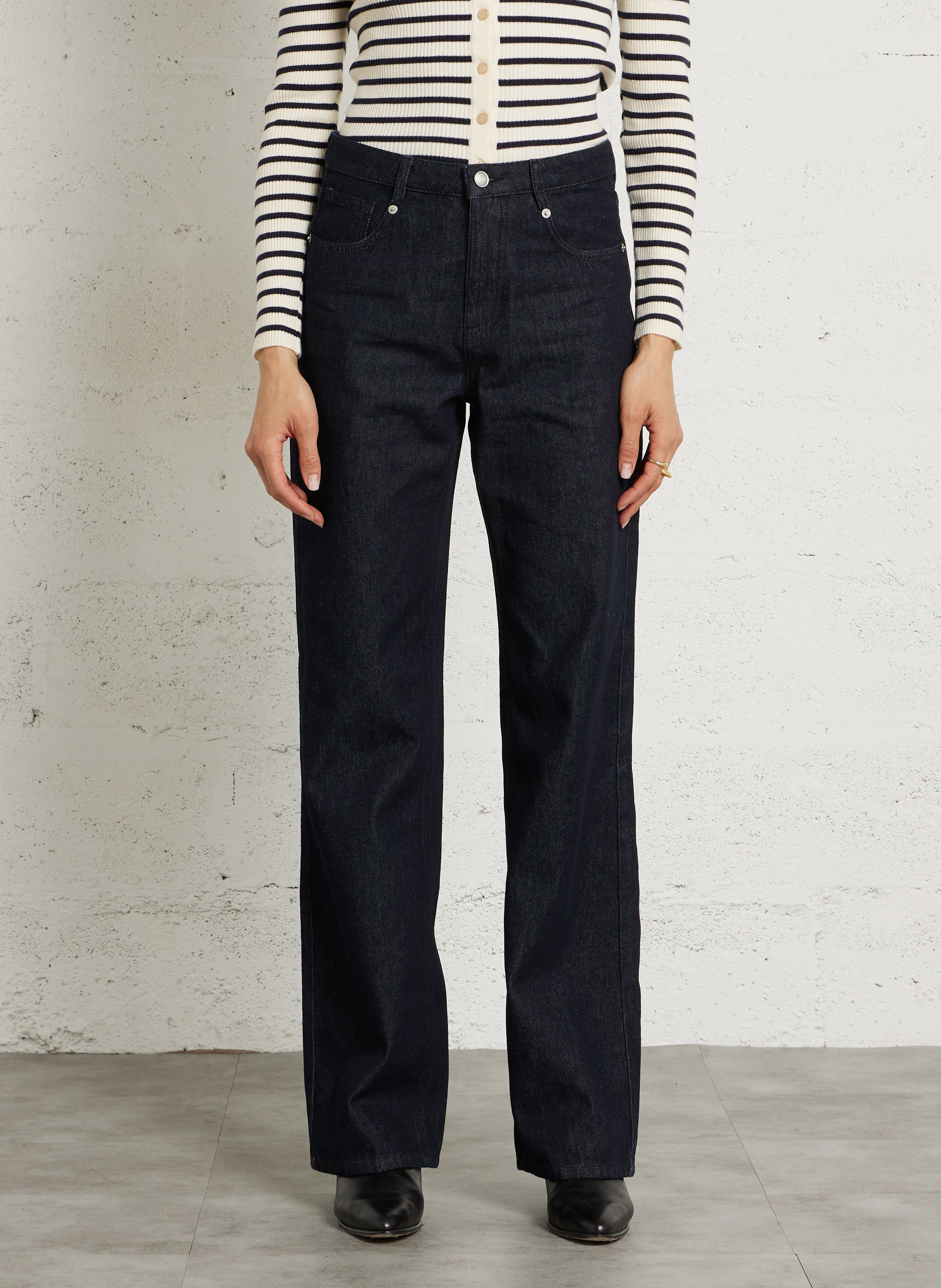 Hoch geschnittene Bootcut-Jeans aus Baumwolle. IKKS Blau