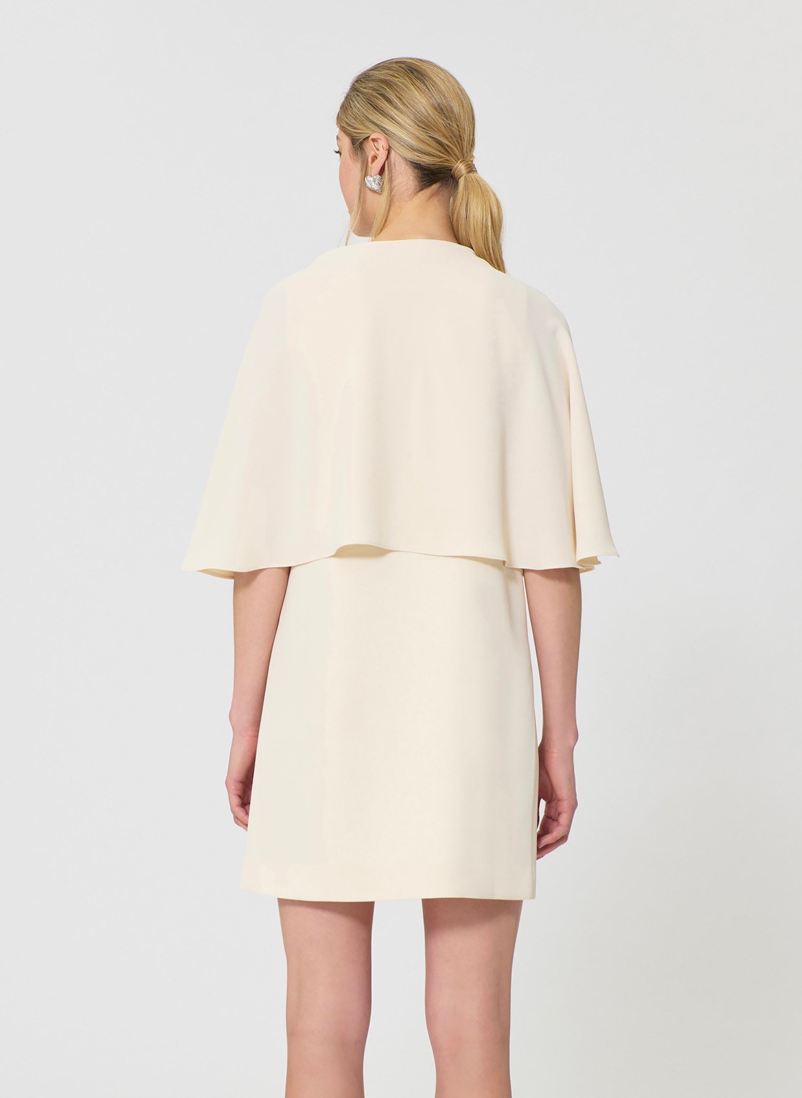 Robe courte col rond Beige