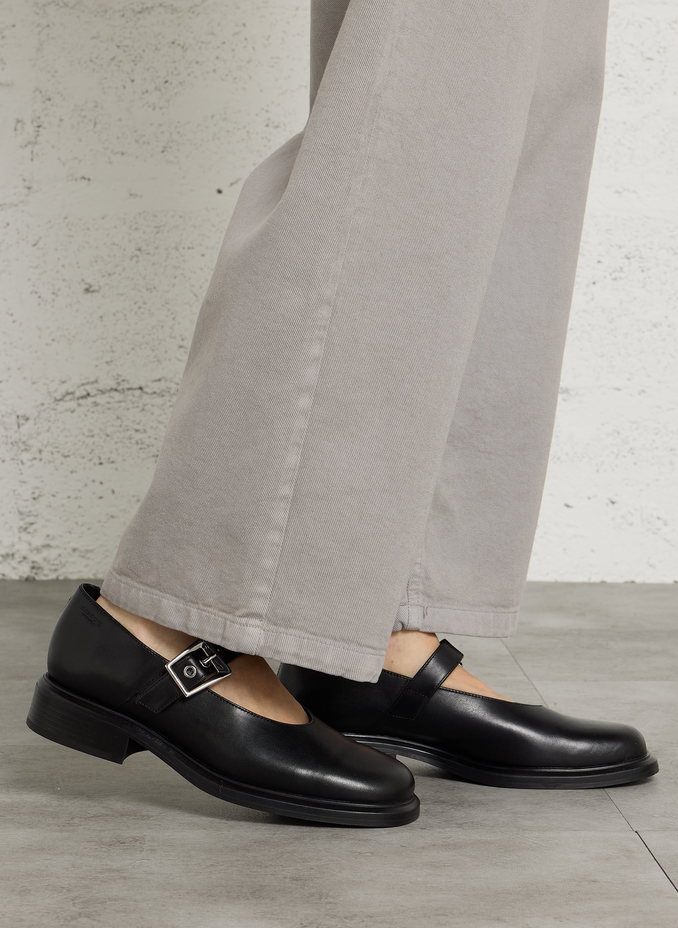 Mary Janes en cuir VAGABOND Noir
