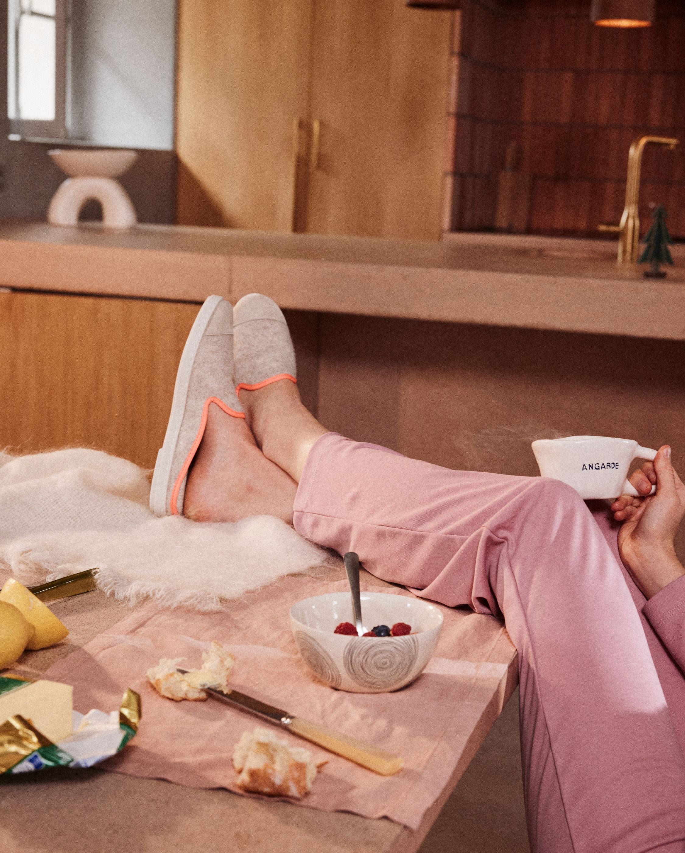 Women's wool mule, beige neon pink ANGARDE Beige