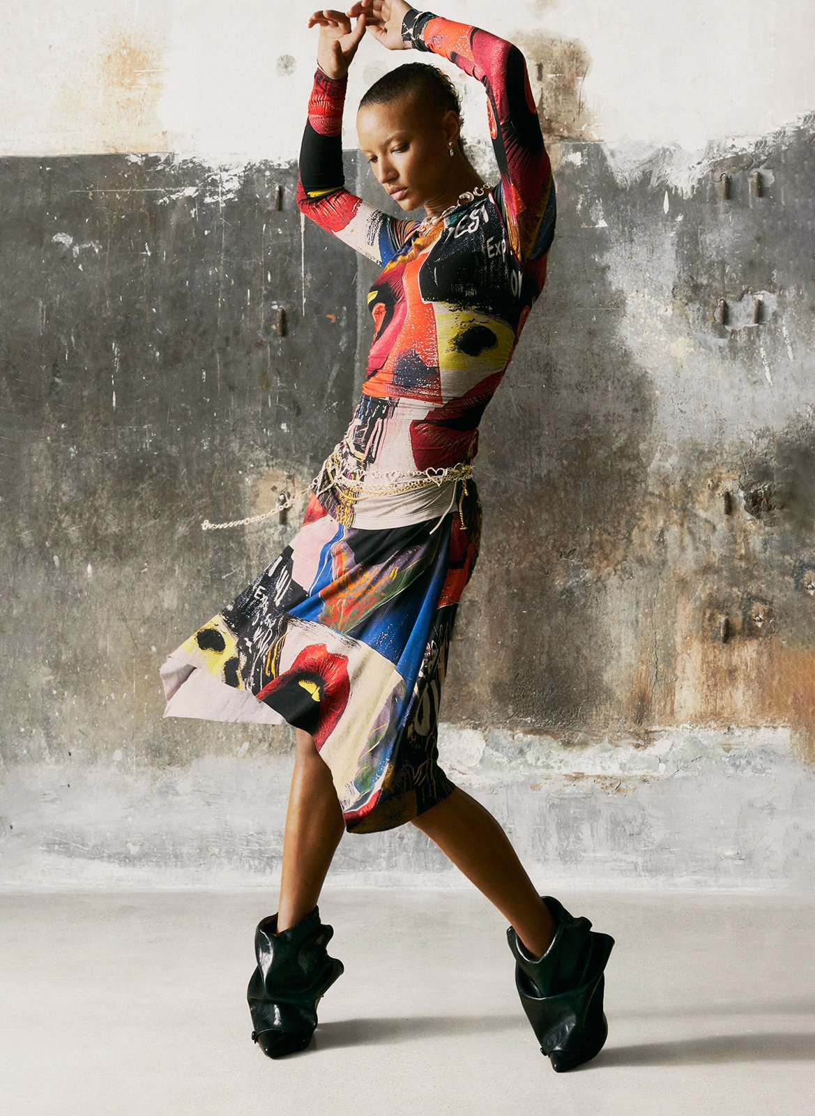 Asymmetrisches Kurzkleid mit Rundhalsausschnitt DESIGUAL Schwarz