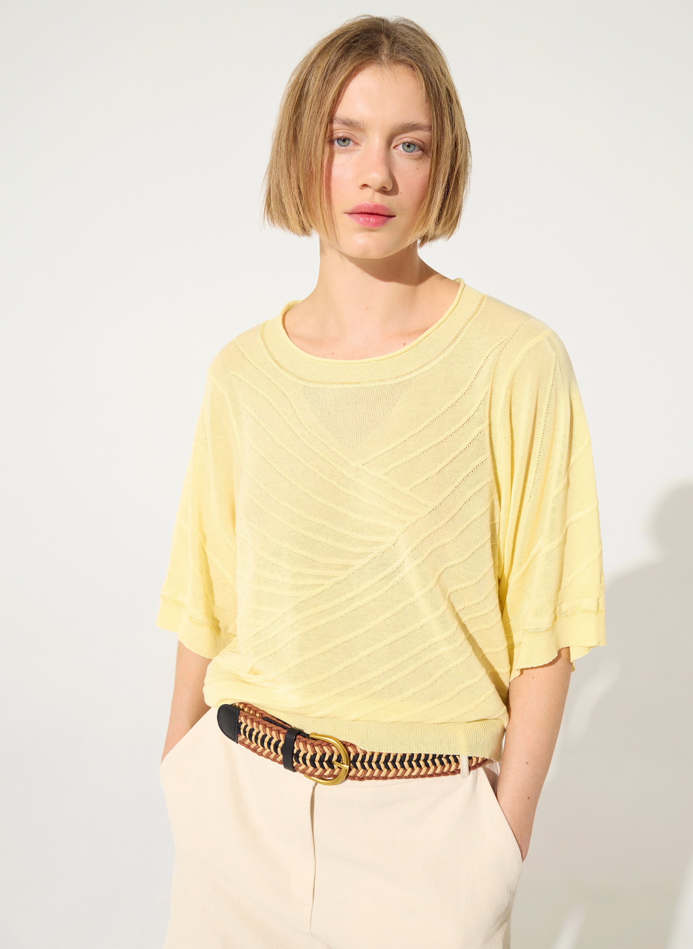 Round neck 3/4 sleeve solid sweater COTELAC