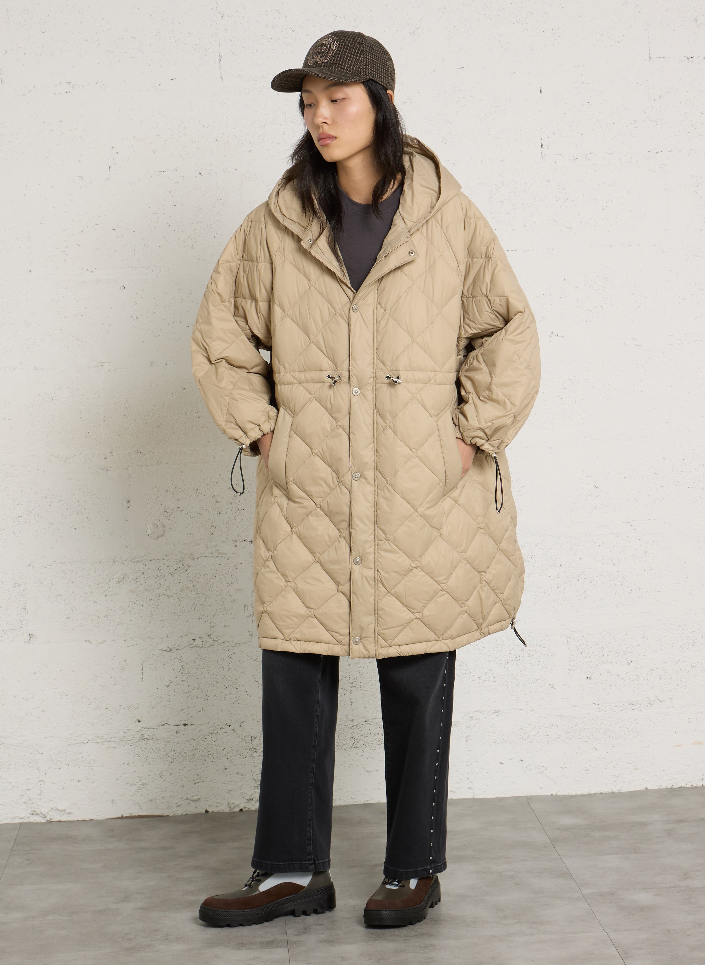 Oversized donsjack TAION Beige