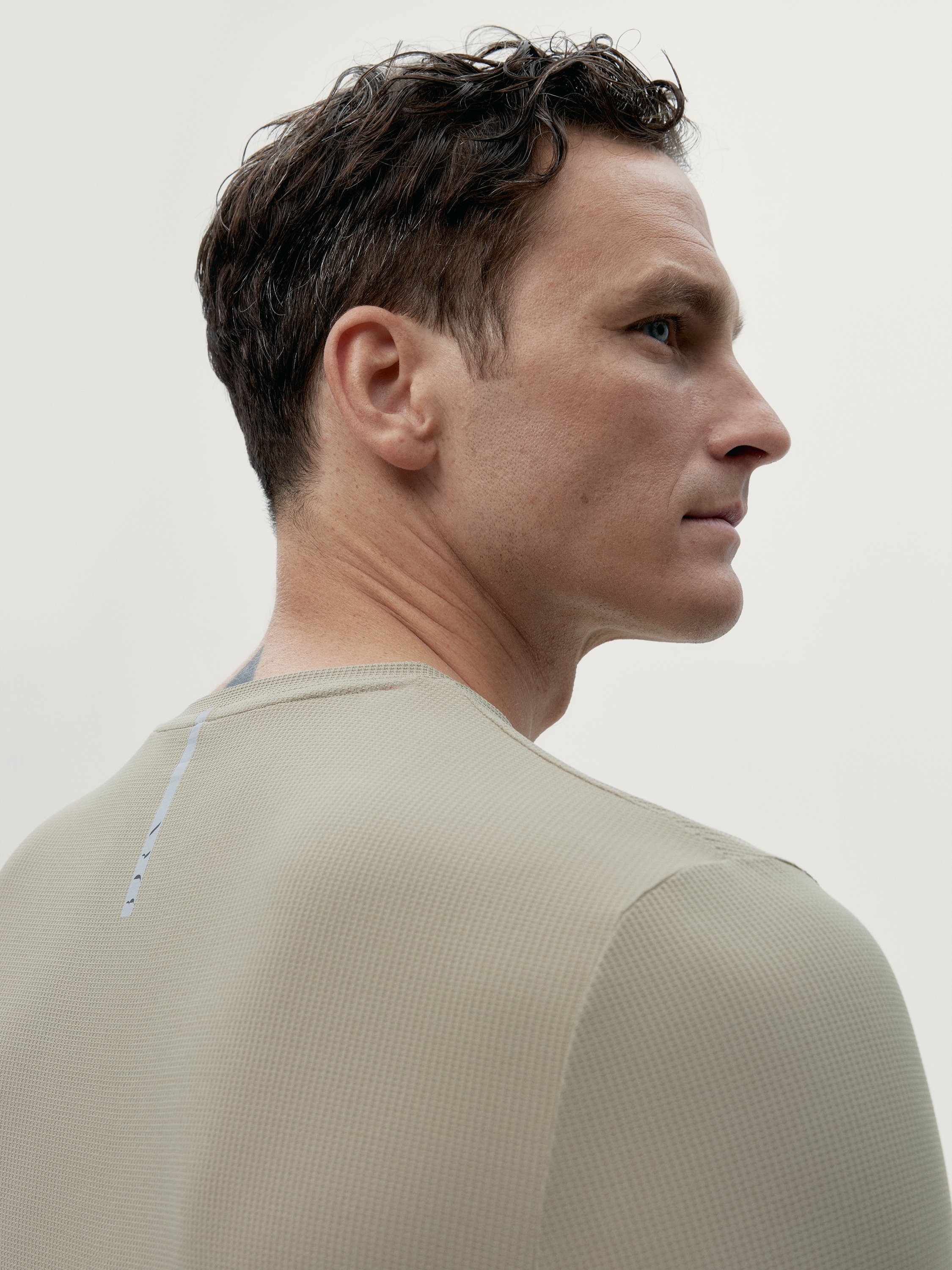 T-shirt sport NADYM BORN LIVING YOGA Brown