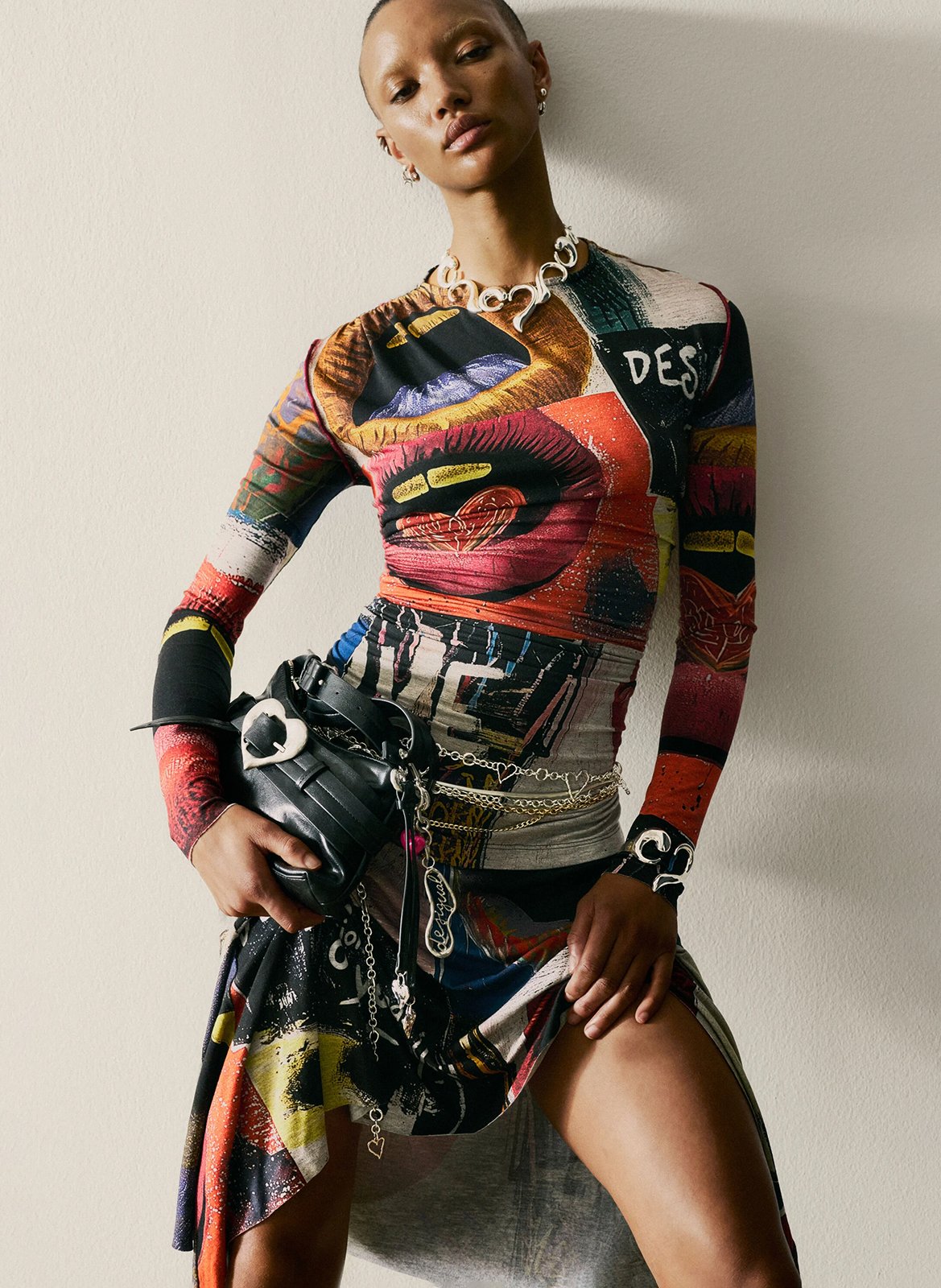 Asymmetrisches Kurzkleid mit Rundhalsausschnitt DESIGUAL Schwarz