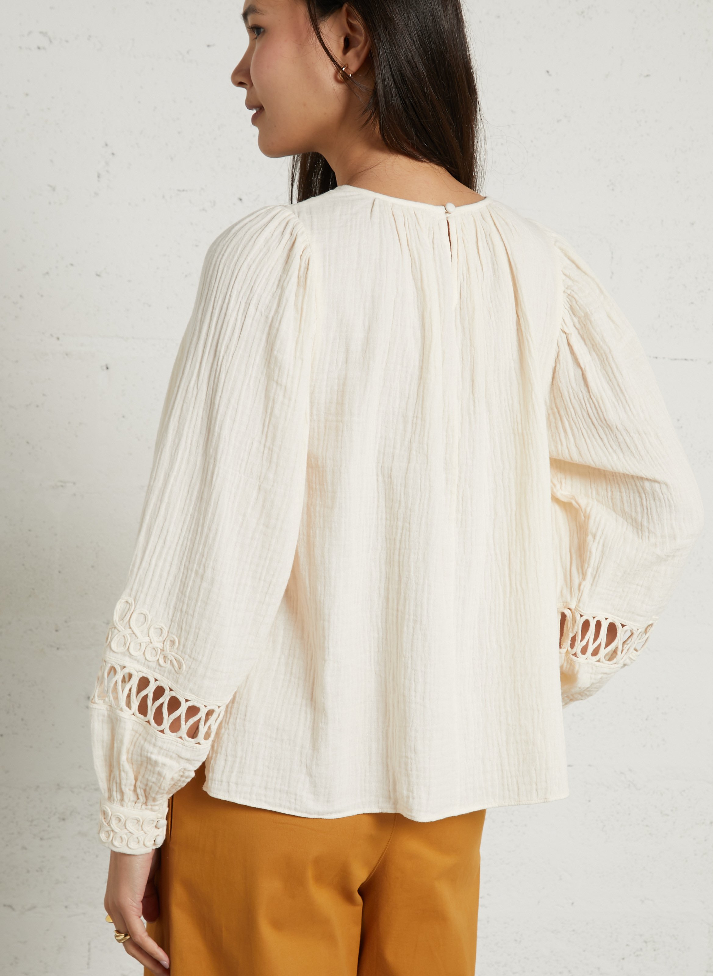 Oversize Rundhalsausschnitt Bluse aus Bio-Baumwolle LOUISE MISHA Beige