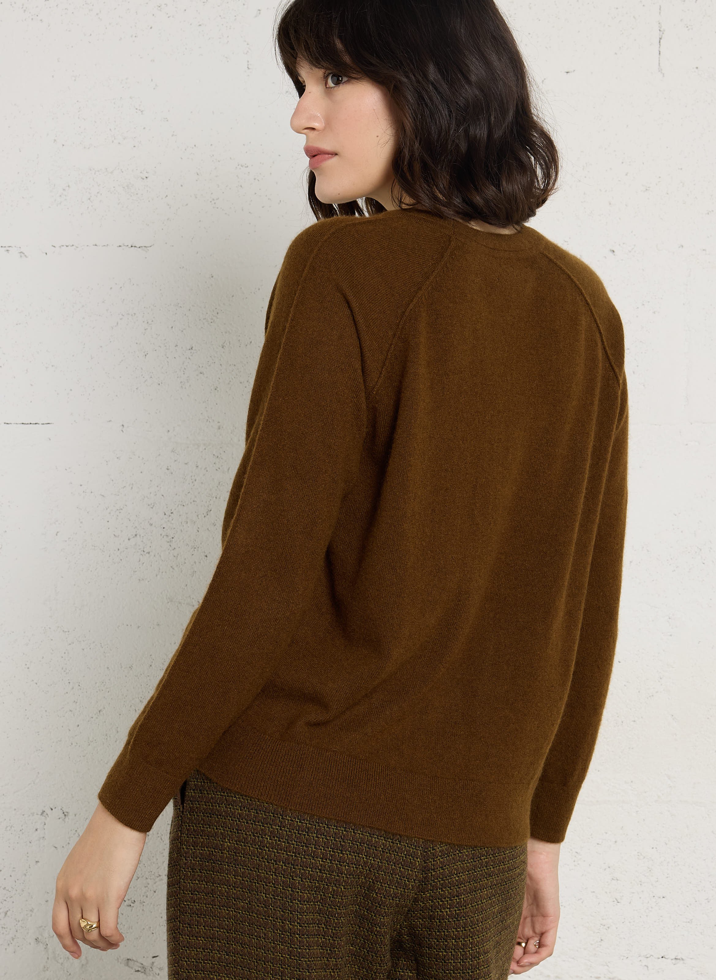 Gerader Kaschmirpullover mit Rundhalsausschnitt MAISON 123 Grun