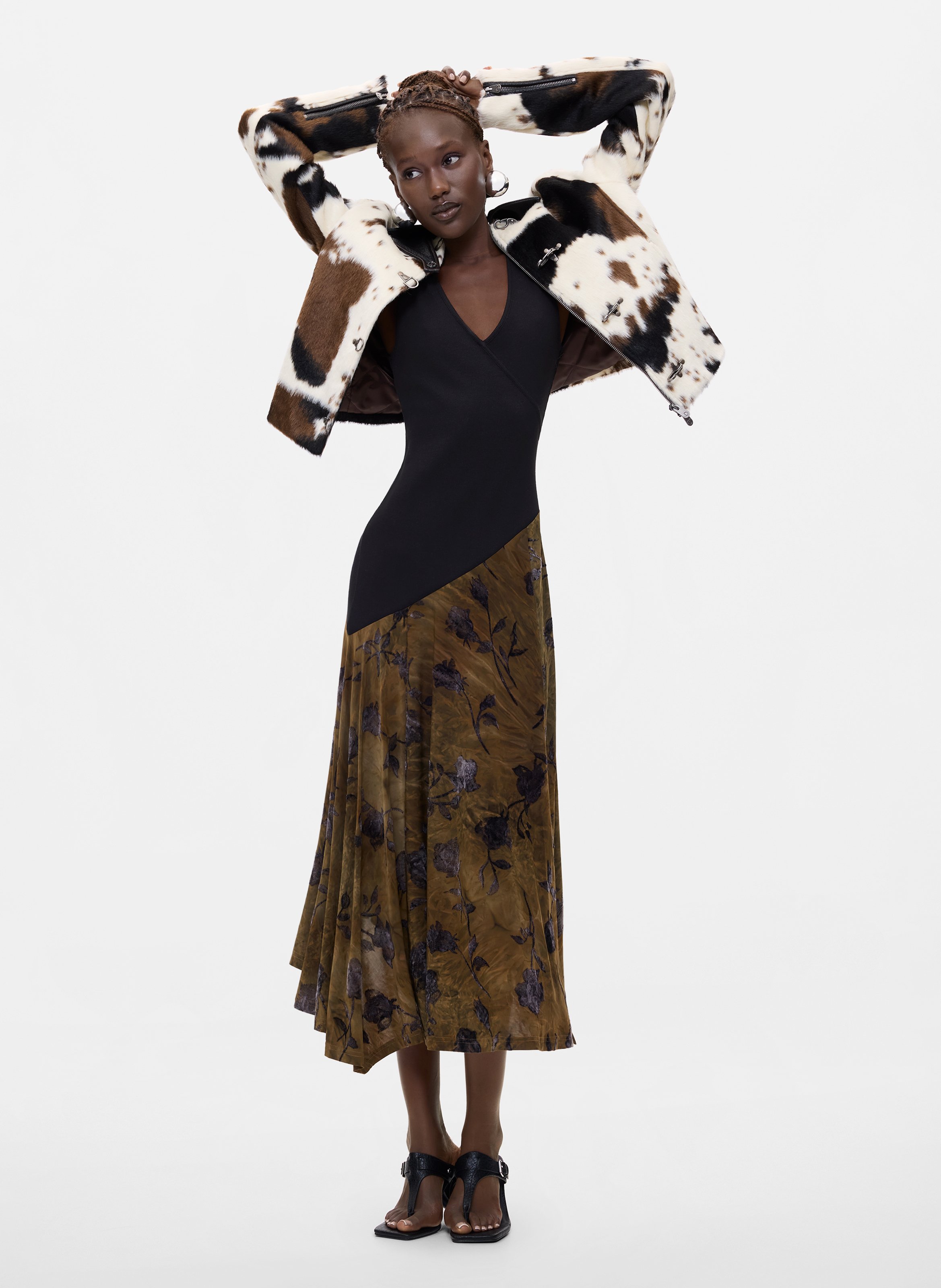 Robe longue col V à bas imprimé DESIGUAL Noir
