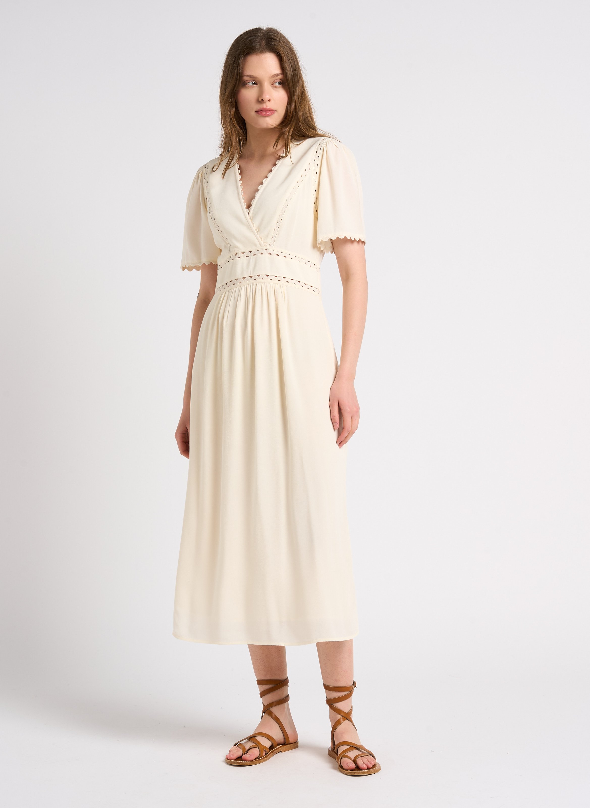 Robe midi festonnee Beige