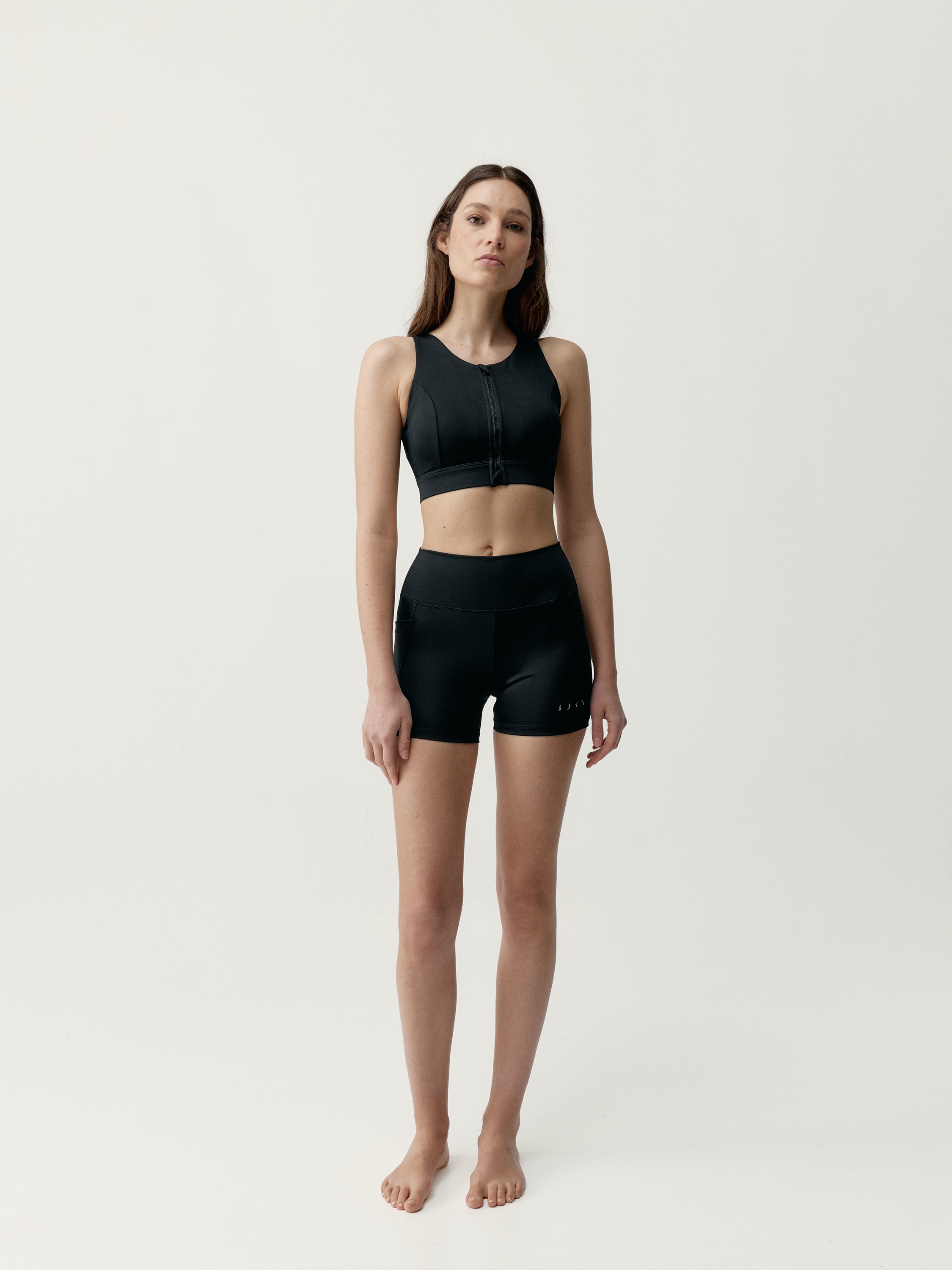 Short with pockets BORN Black