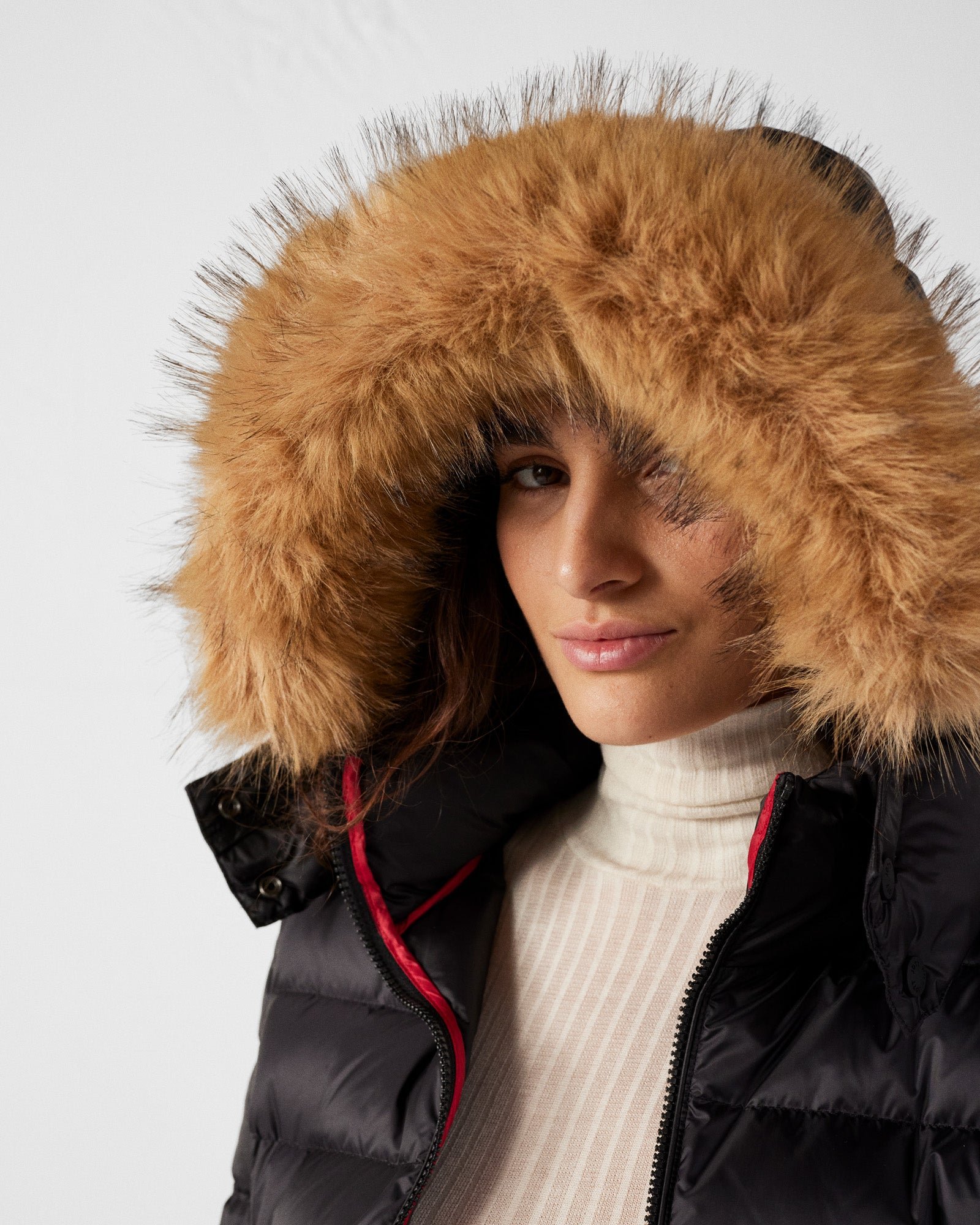 Mid-length puffer coat for extreme cold in pearl JOTT Black