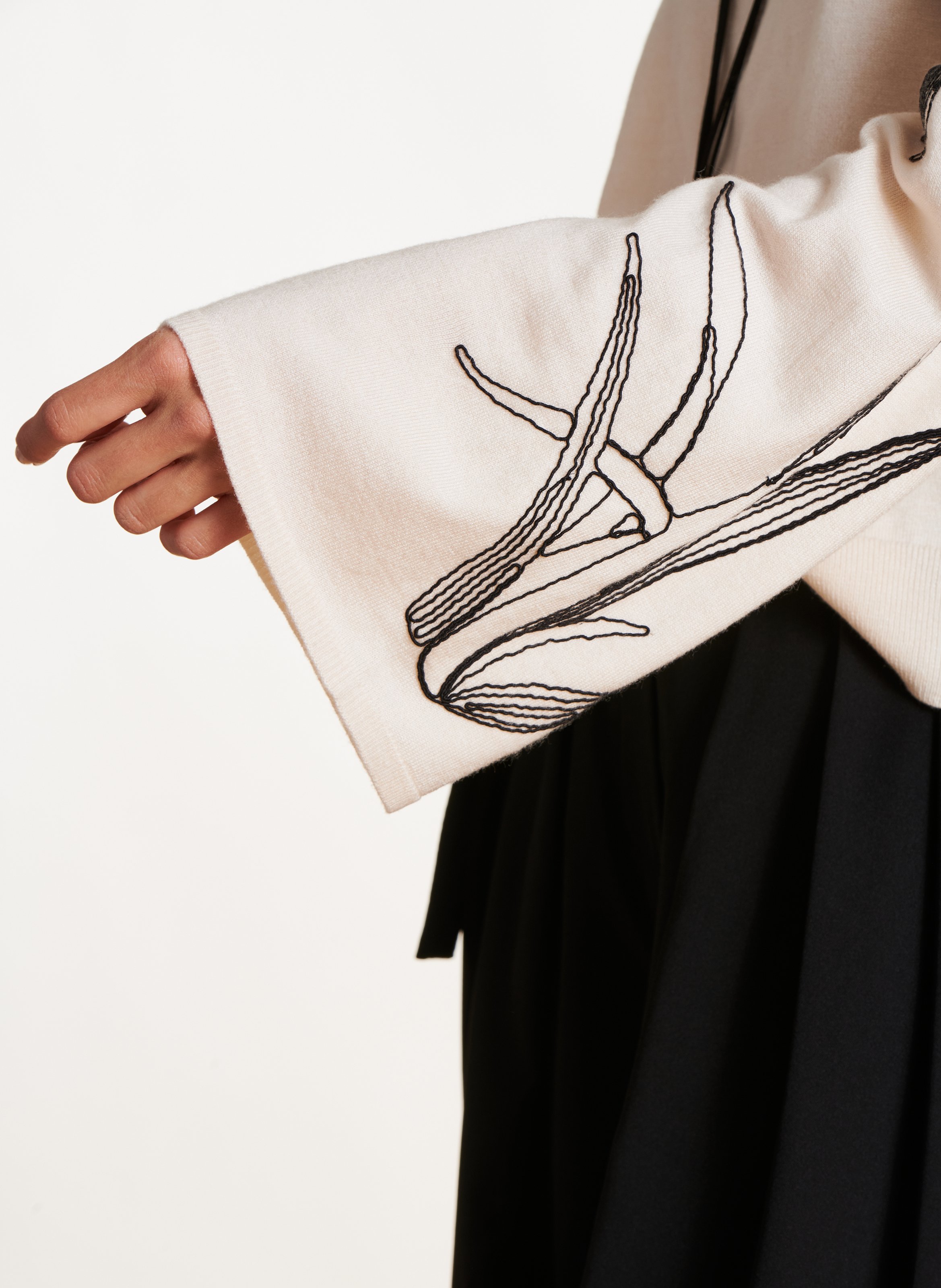 Gerade geschnittener Rundhalspullover LA FEE MARABOUTEE Schwarz