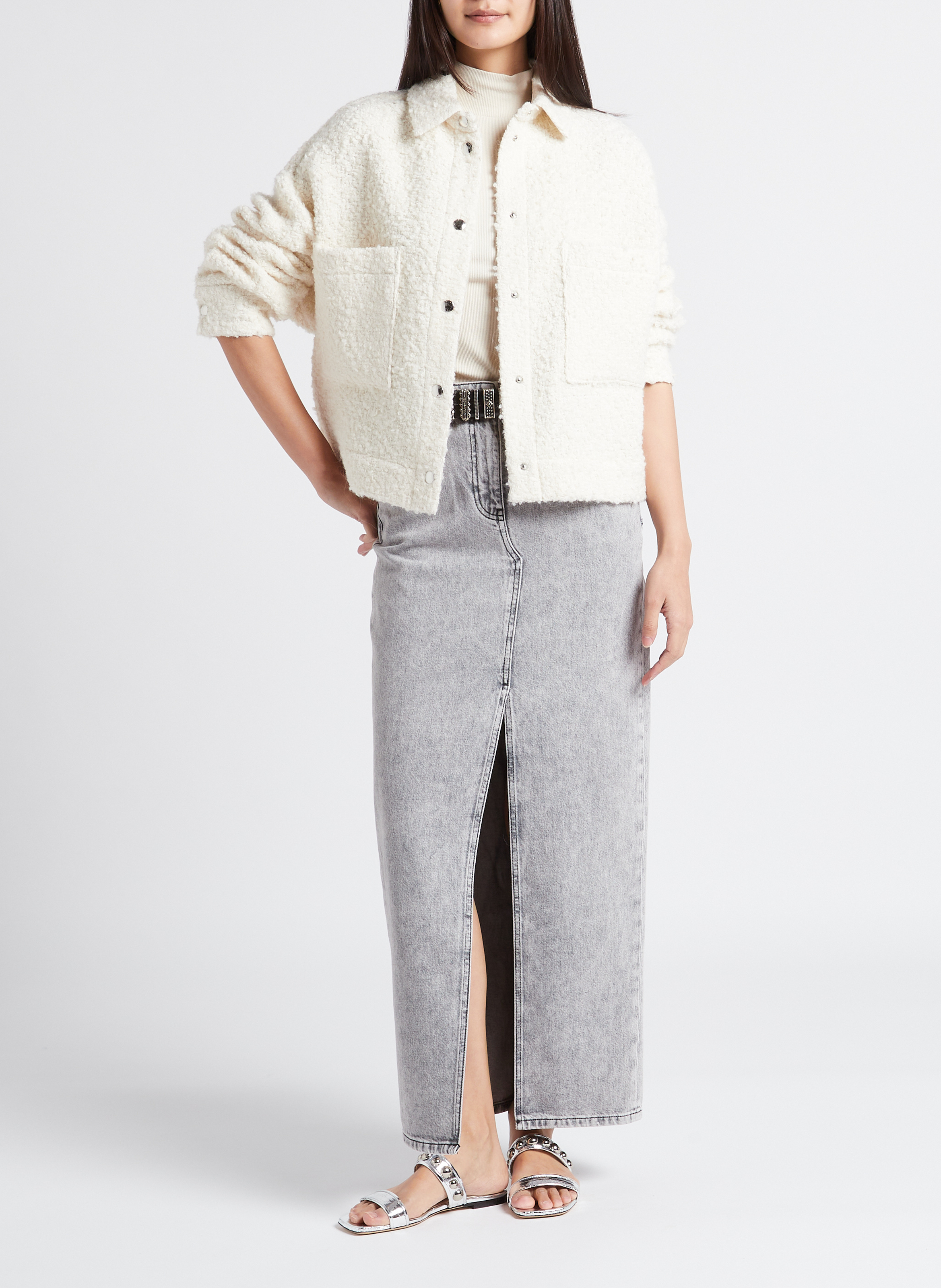 Sandales plates en cuir métallisé - Look 14