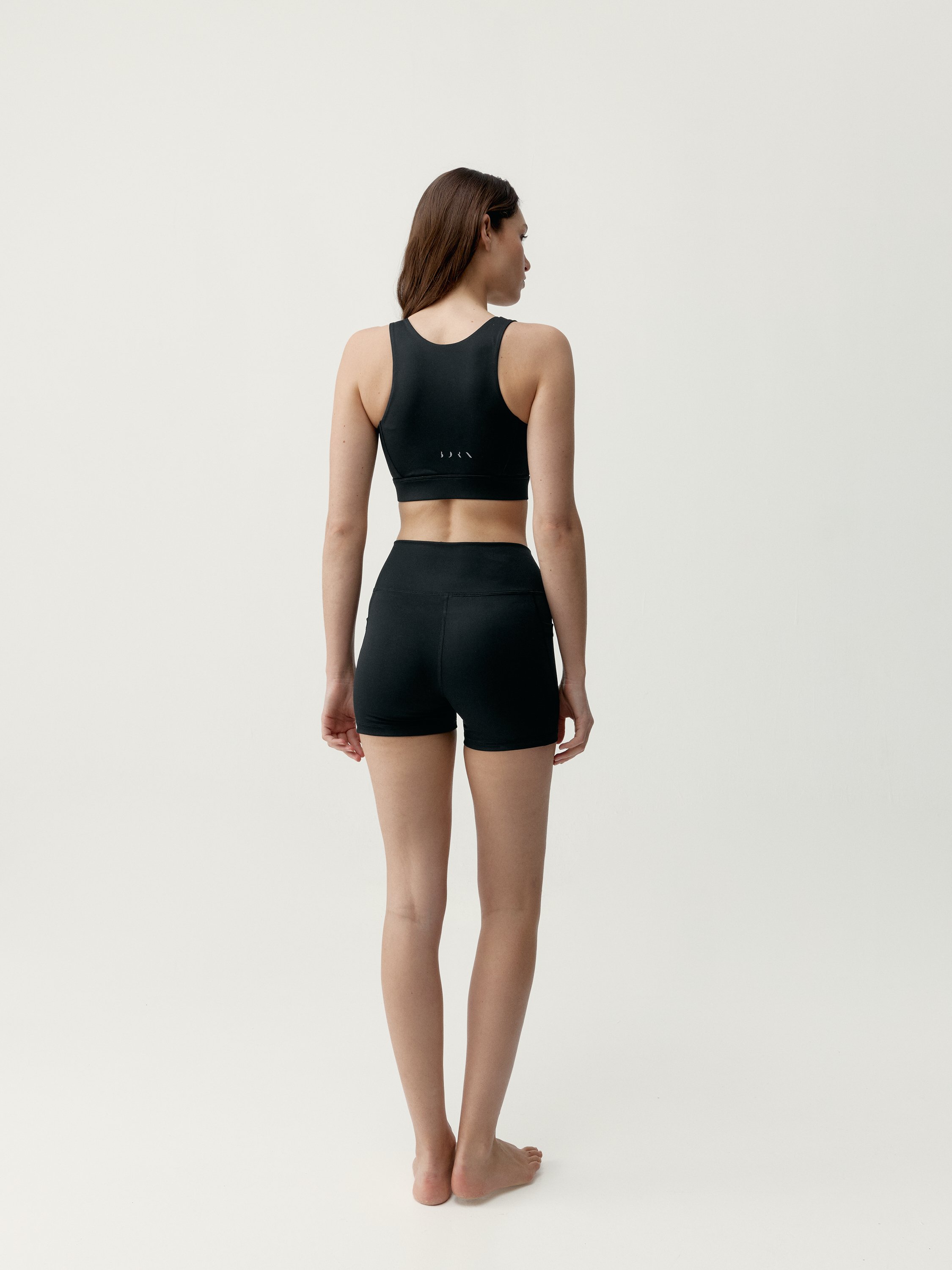 Short with pockets BORN Black