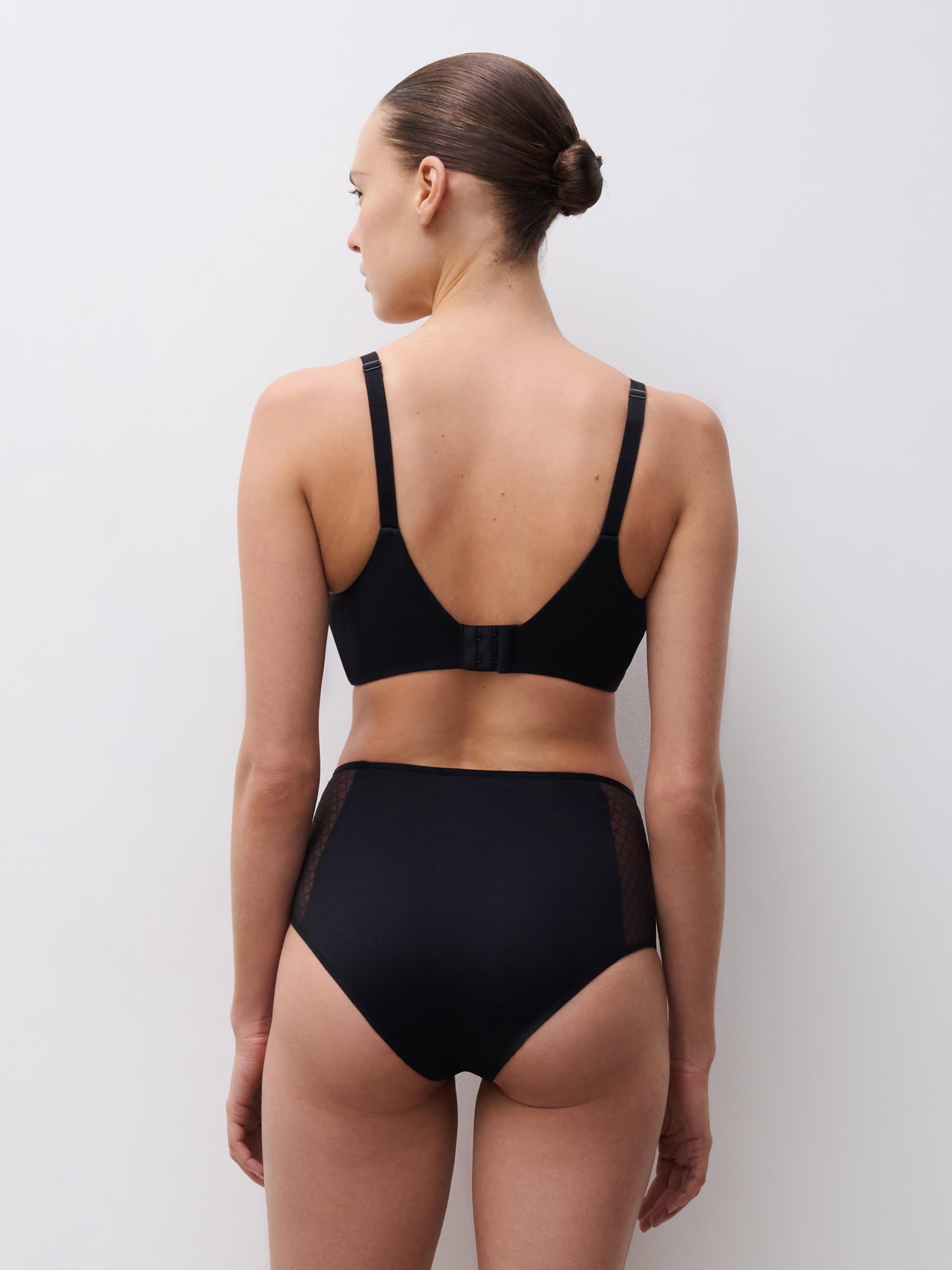 High-waisted lace panties | Black CHANTELLE Women