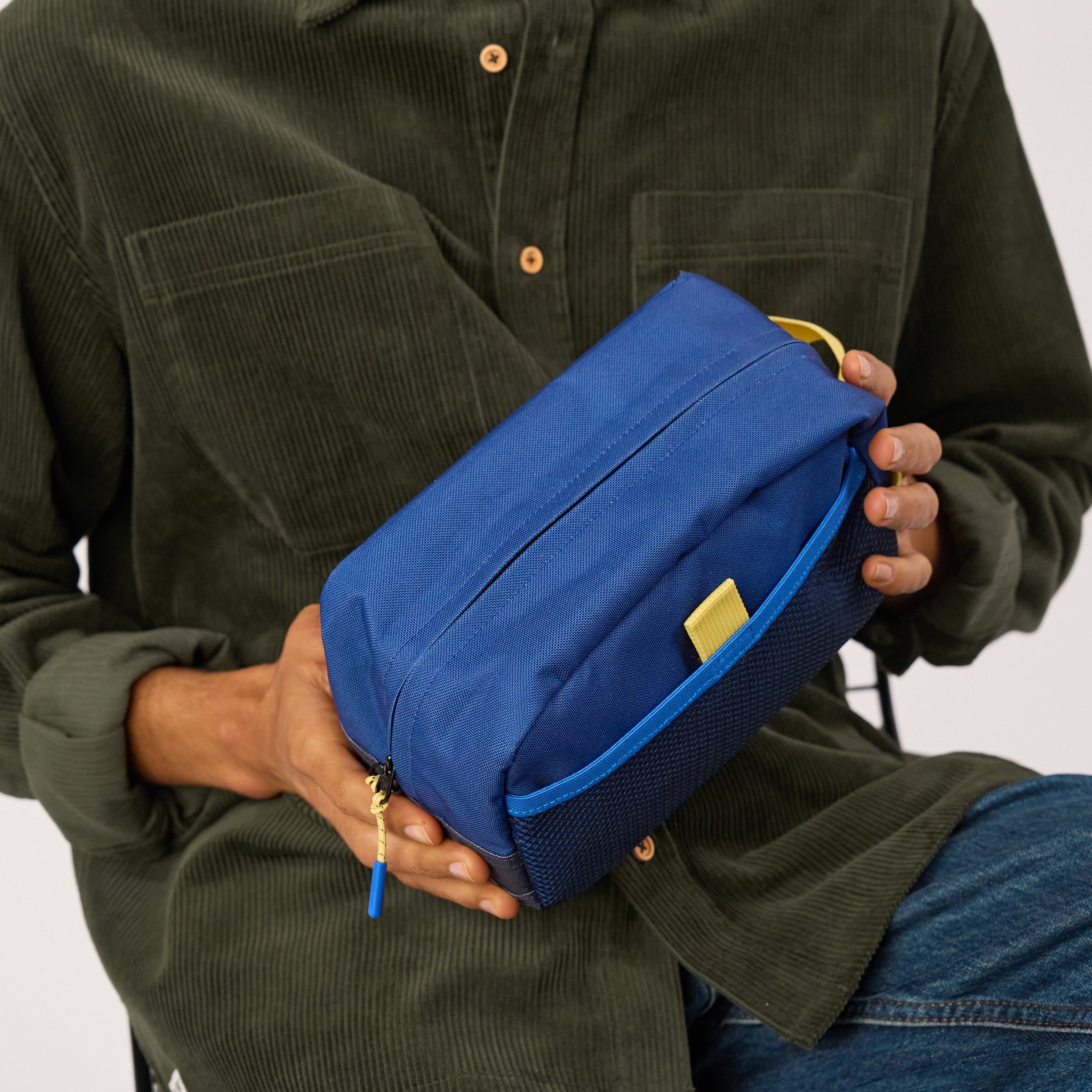 Recycled polyester toiletry bag BILLYBELT Blue
