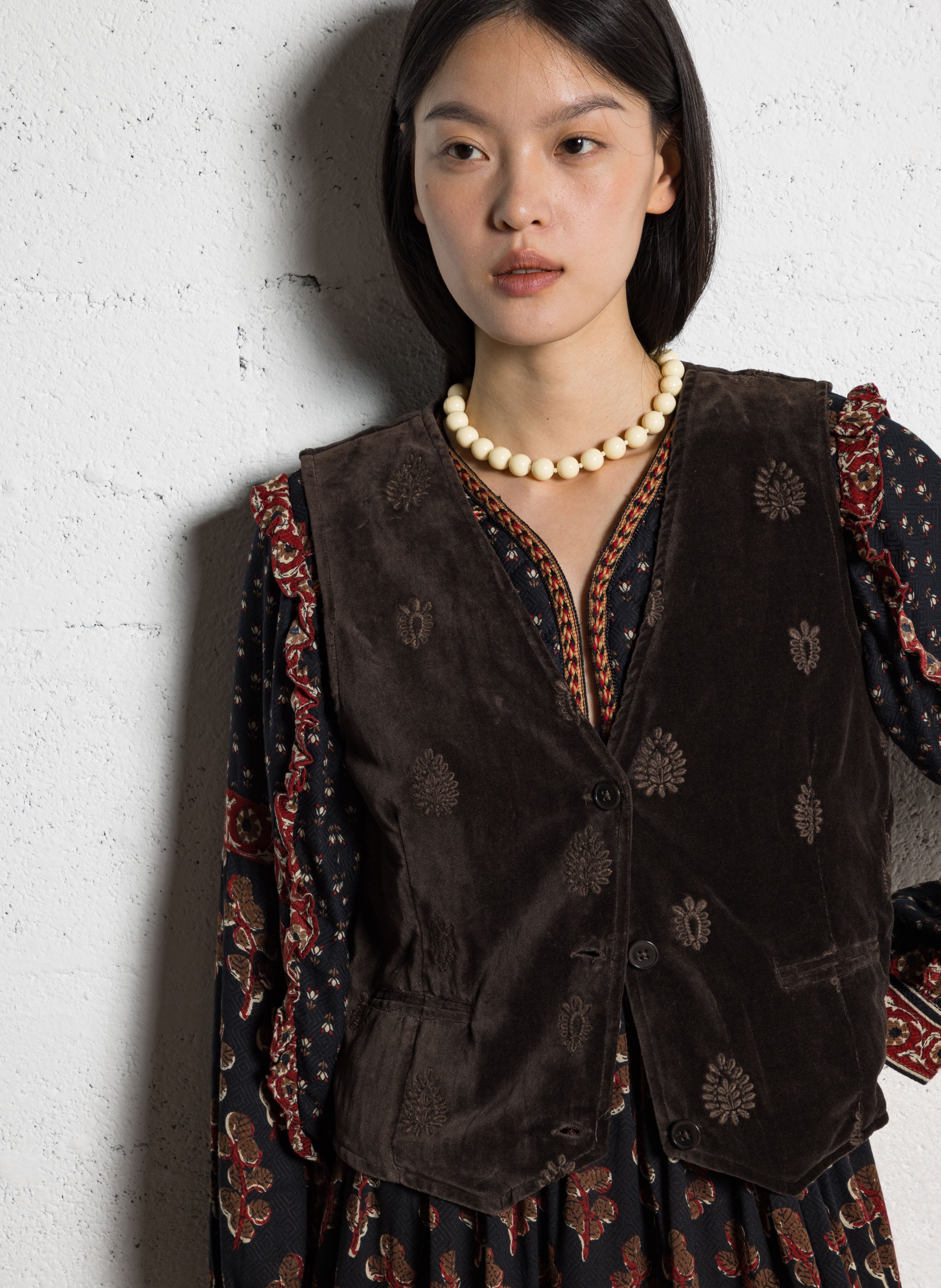 Cotton V-neck jacket MAISON HOTEL Brown