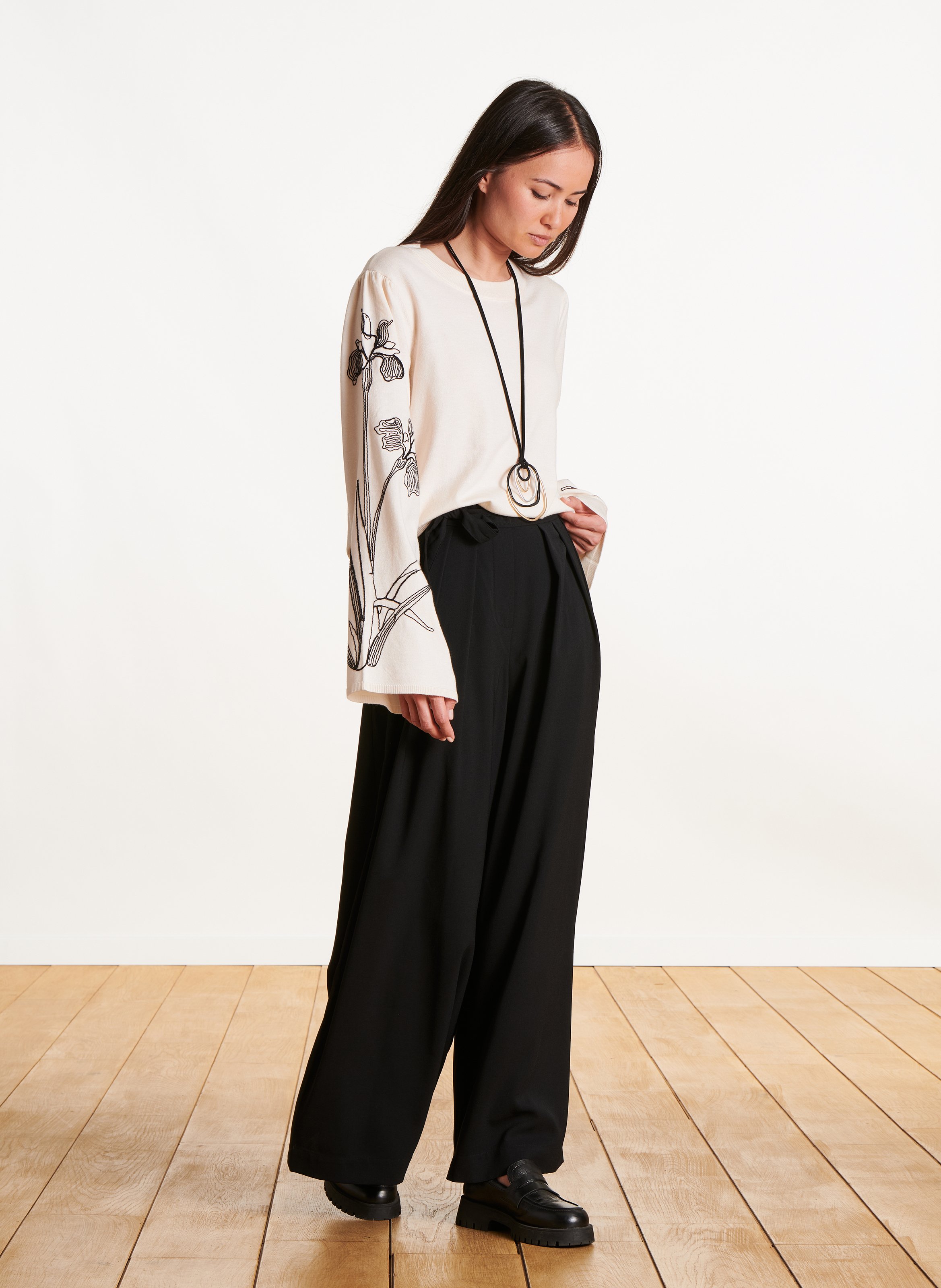 Gerade geschnittener Rundhalspullover LA FEE MARABOUTEE Schwarz