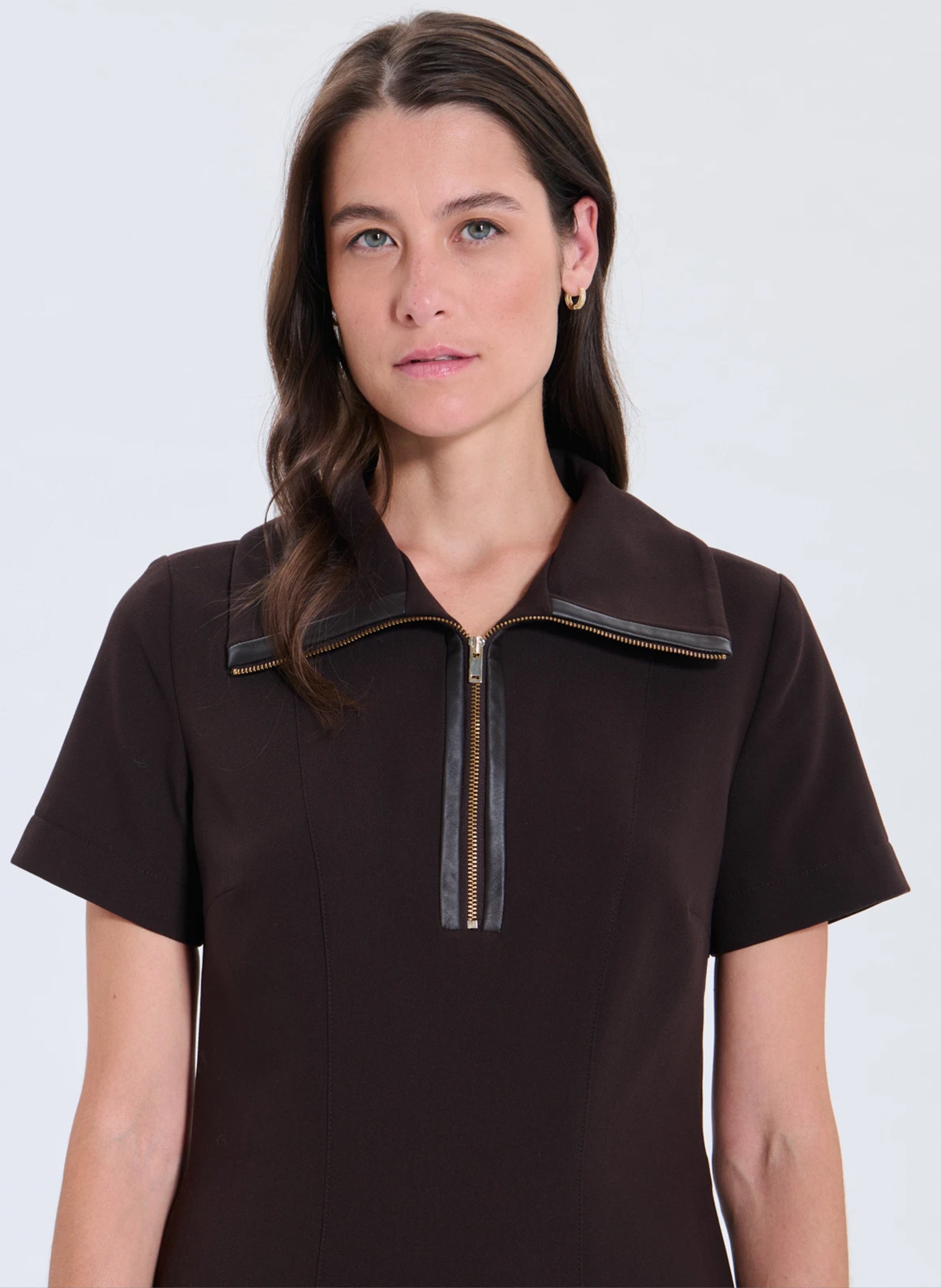 Robe courte droite à col zippé ZAPA Marron