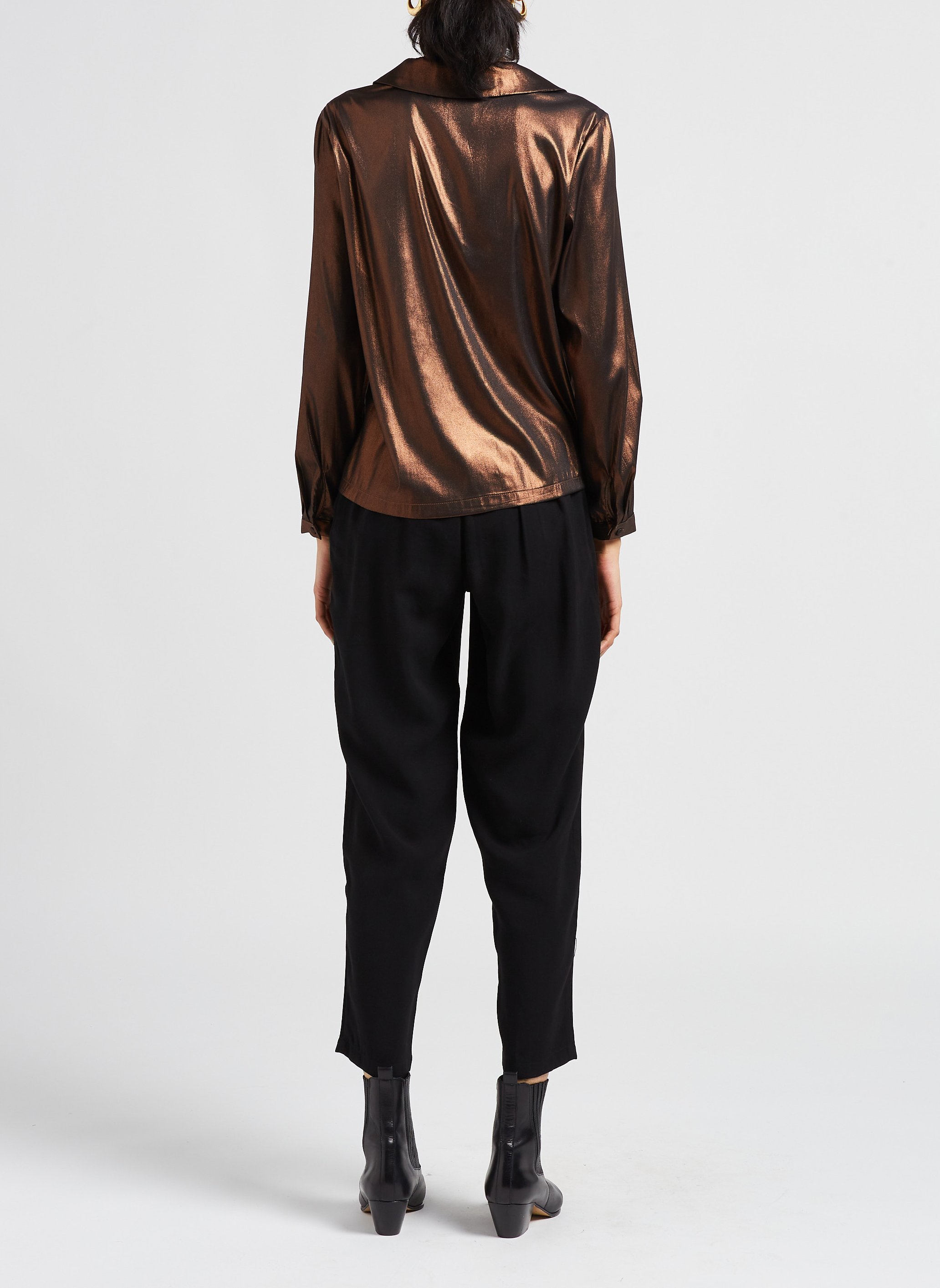 Shiny-effect V-neck shirt VILA Brown