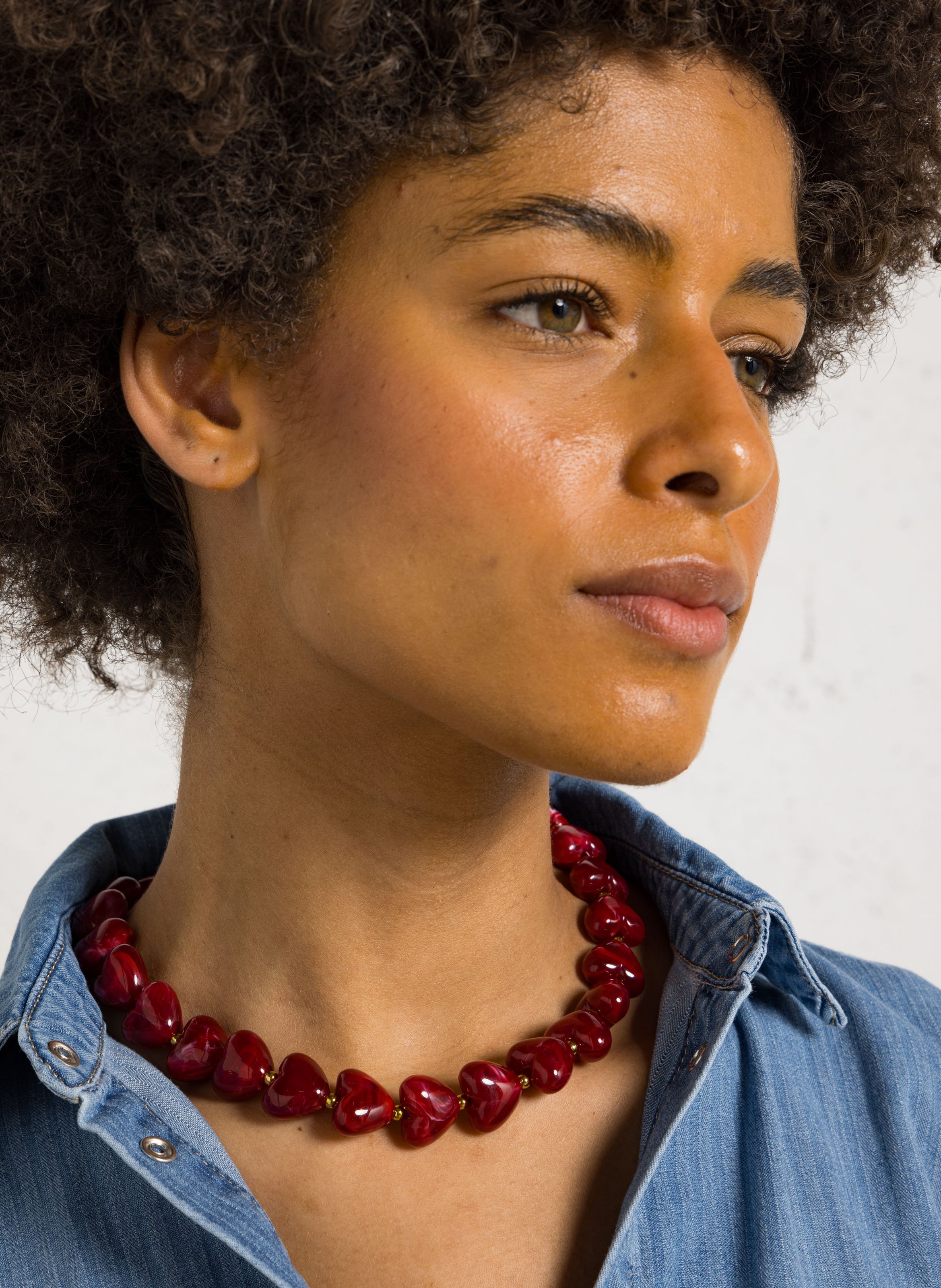 Halsketting van hars AU PRINTEMPS PARIS Rood