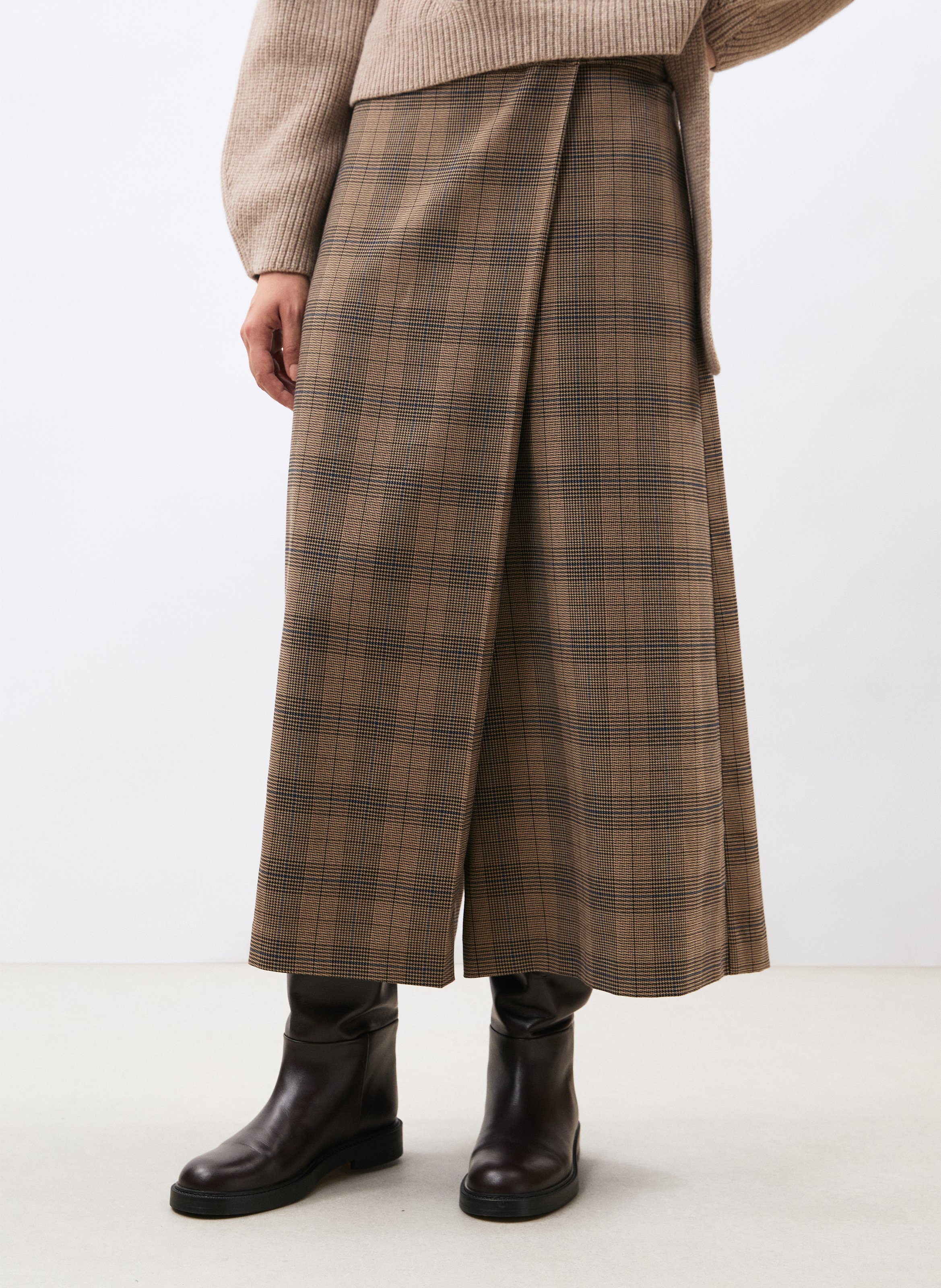7/8 length Prince of Wales checkered trousers HUMILITY Beige