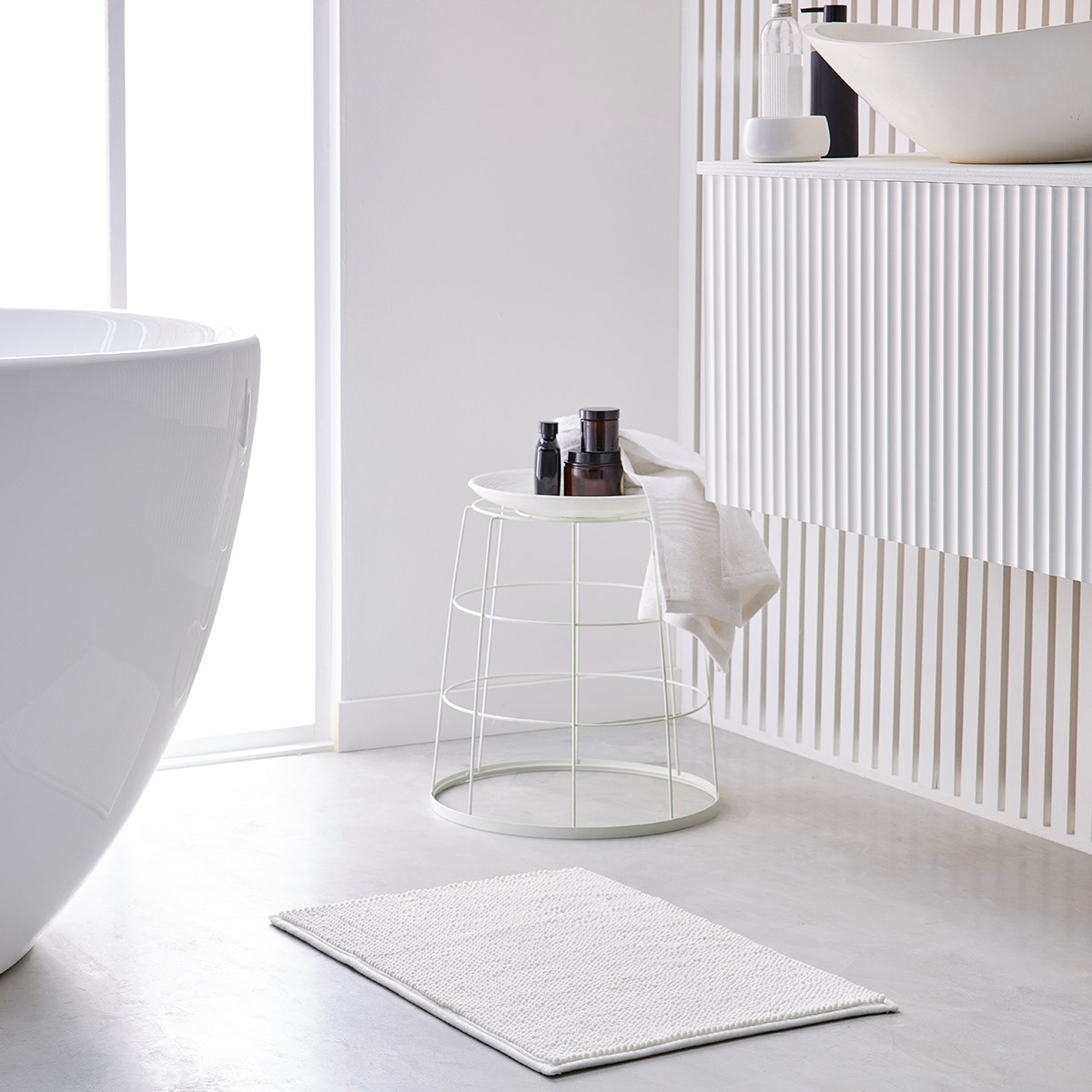 Spotted bath mat TODAY LINGE DE MAISON White