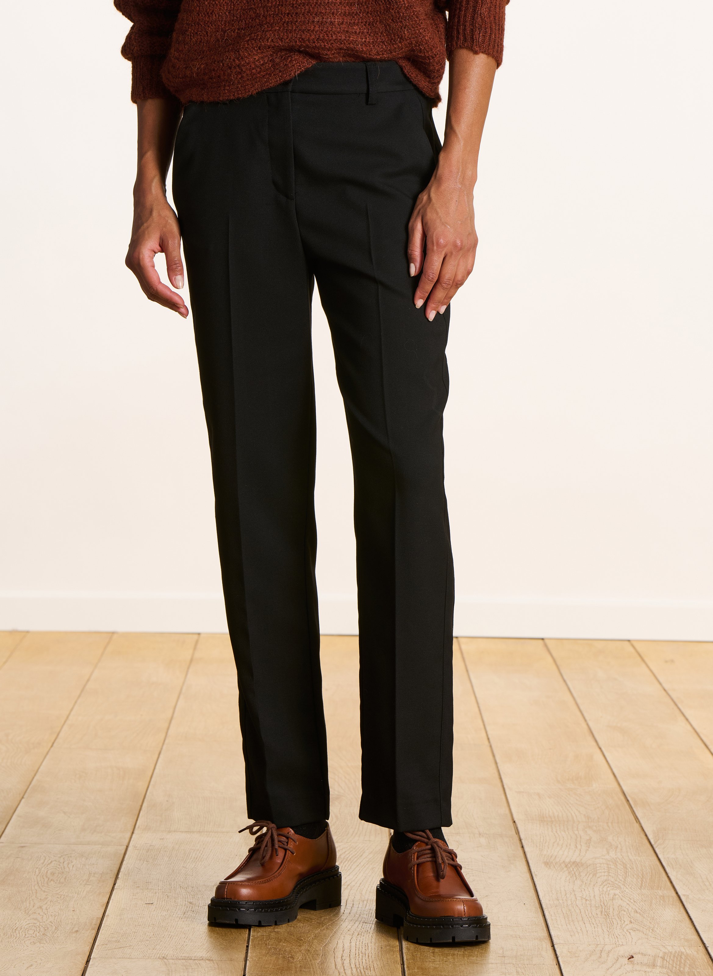 Solid 7/8 length cigarette pants LA FEE MARABOUTEE Black