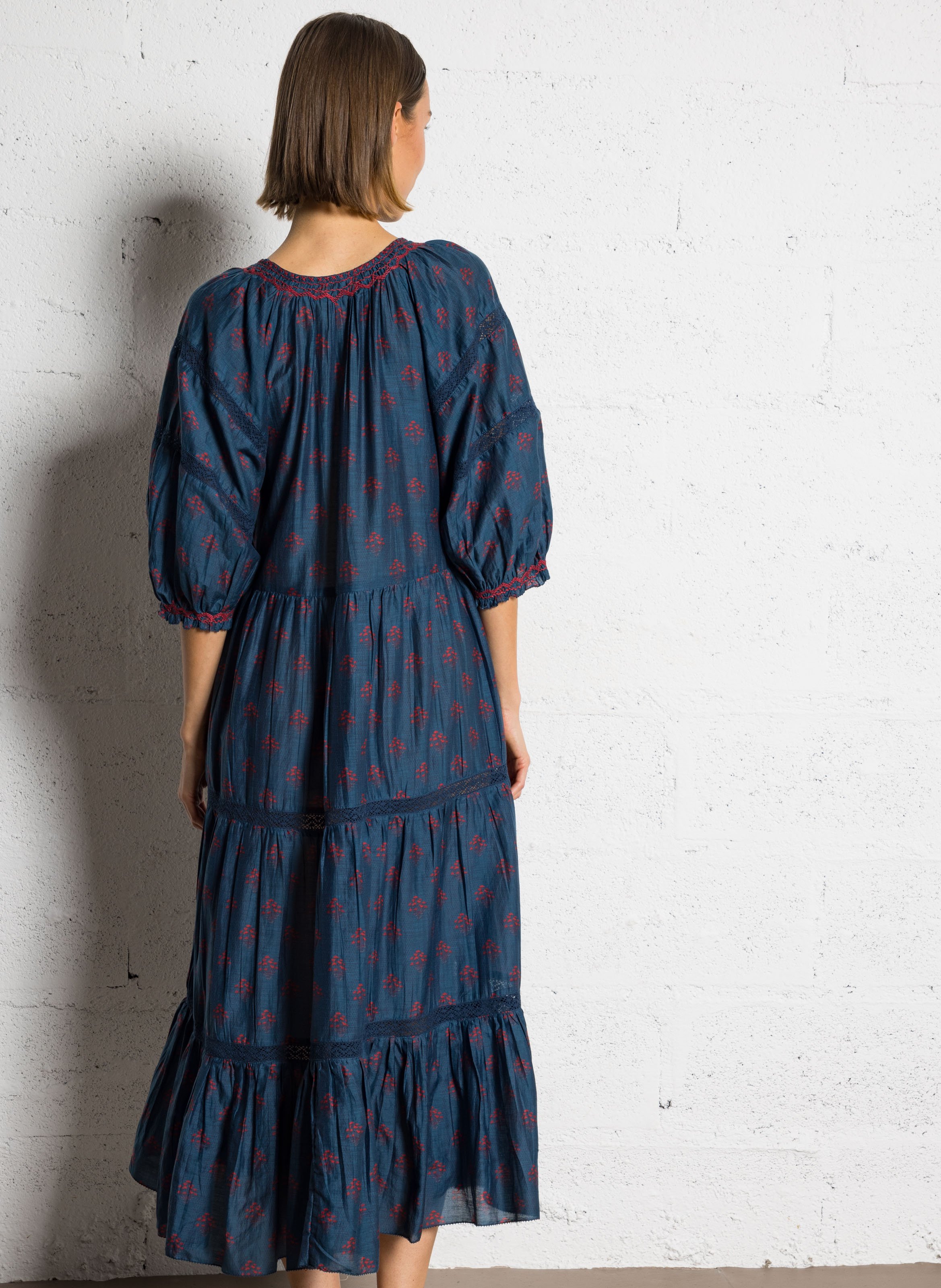 Long cotton V-neck dress M.A.B.E Blue