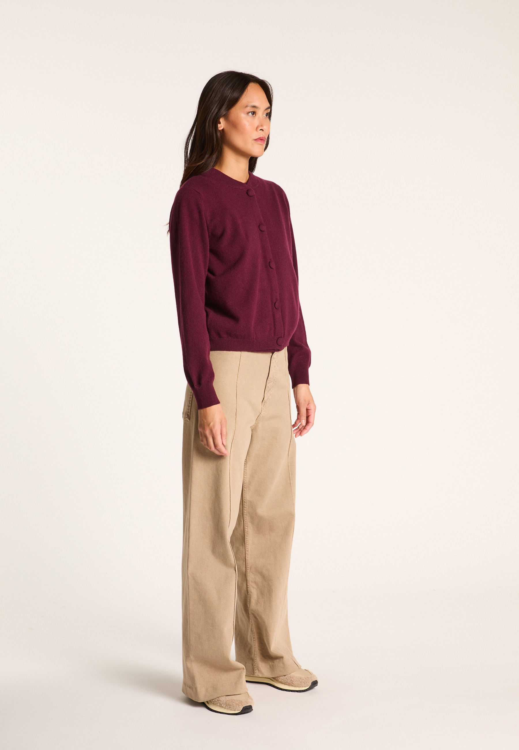 Buttoned cashmere cardigan MAISON MONTAGUT Purple