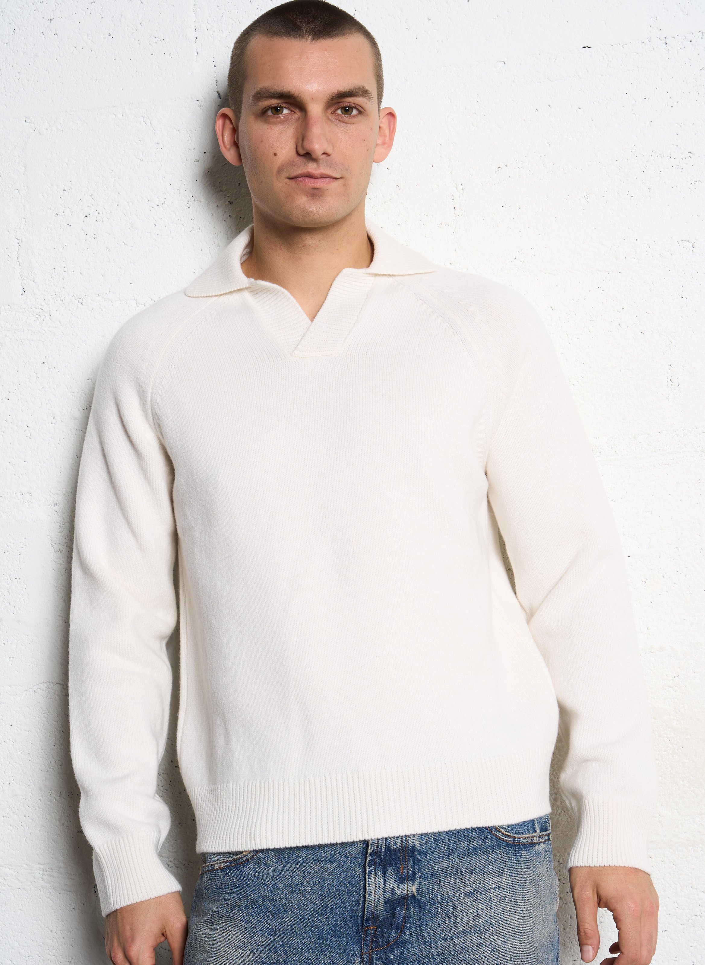 Gerade geschnittener Wollpullover mit Polokragen SAISON 1865