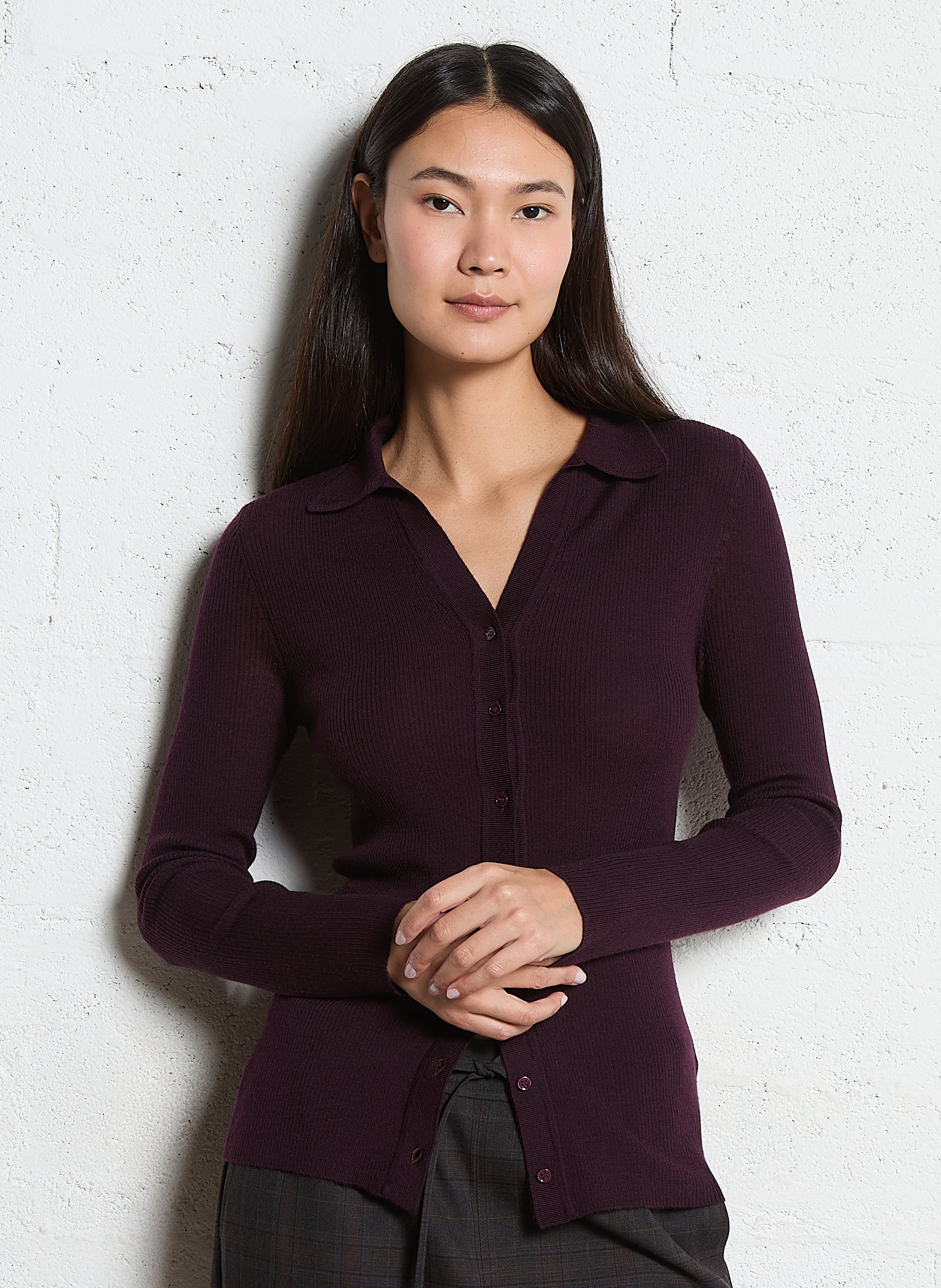 Gilet droit col V en laine MAJESTIC FILATURES Prune