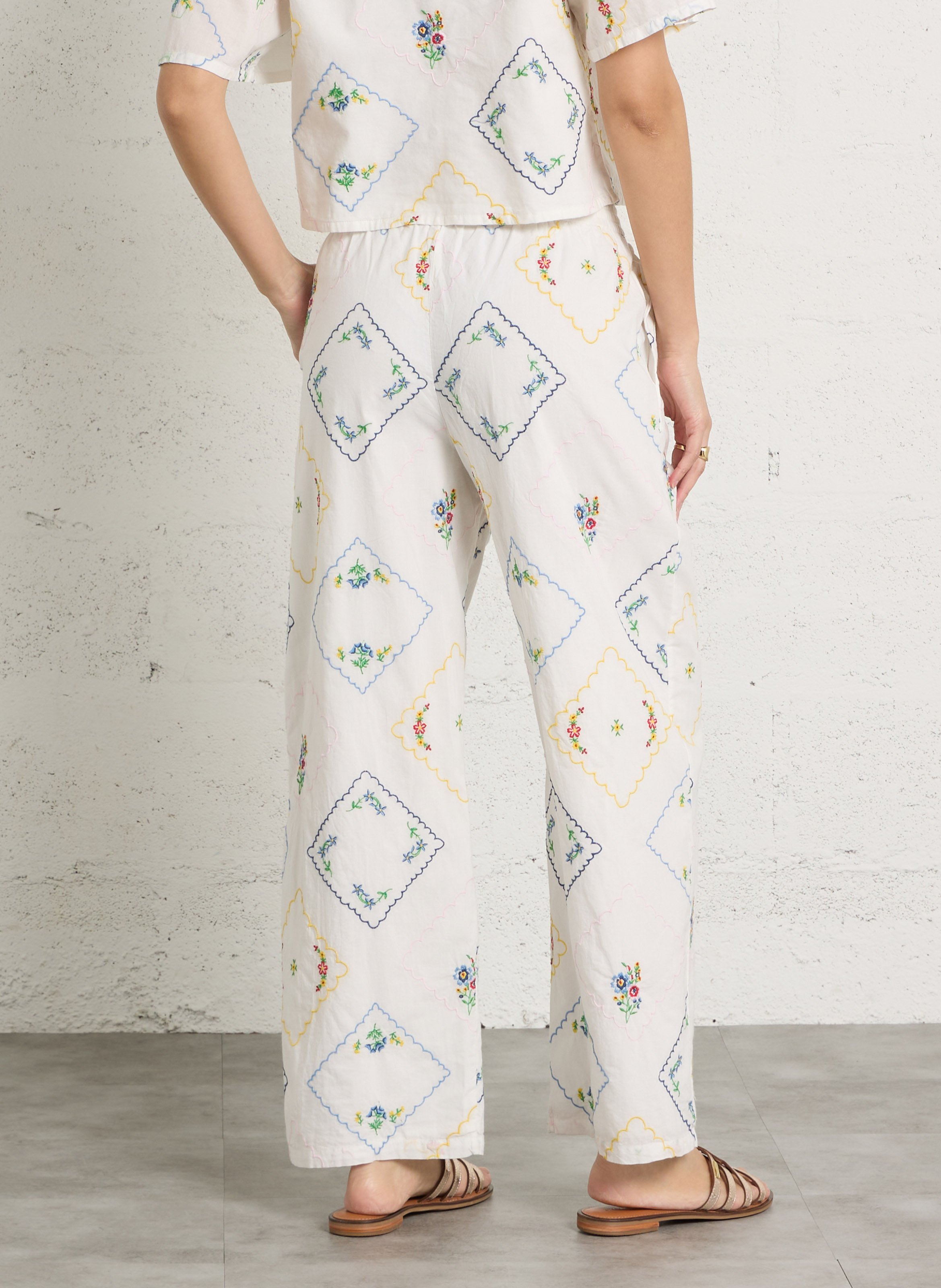High-waisted wide-leg embroidered pants THE NEW SOCIETY Multicolored