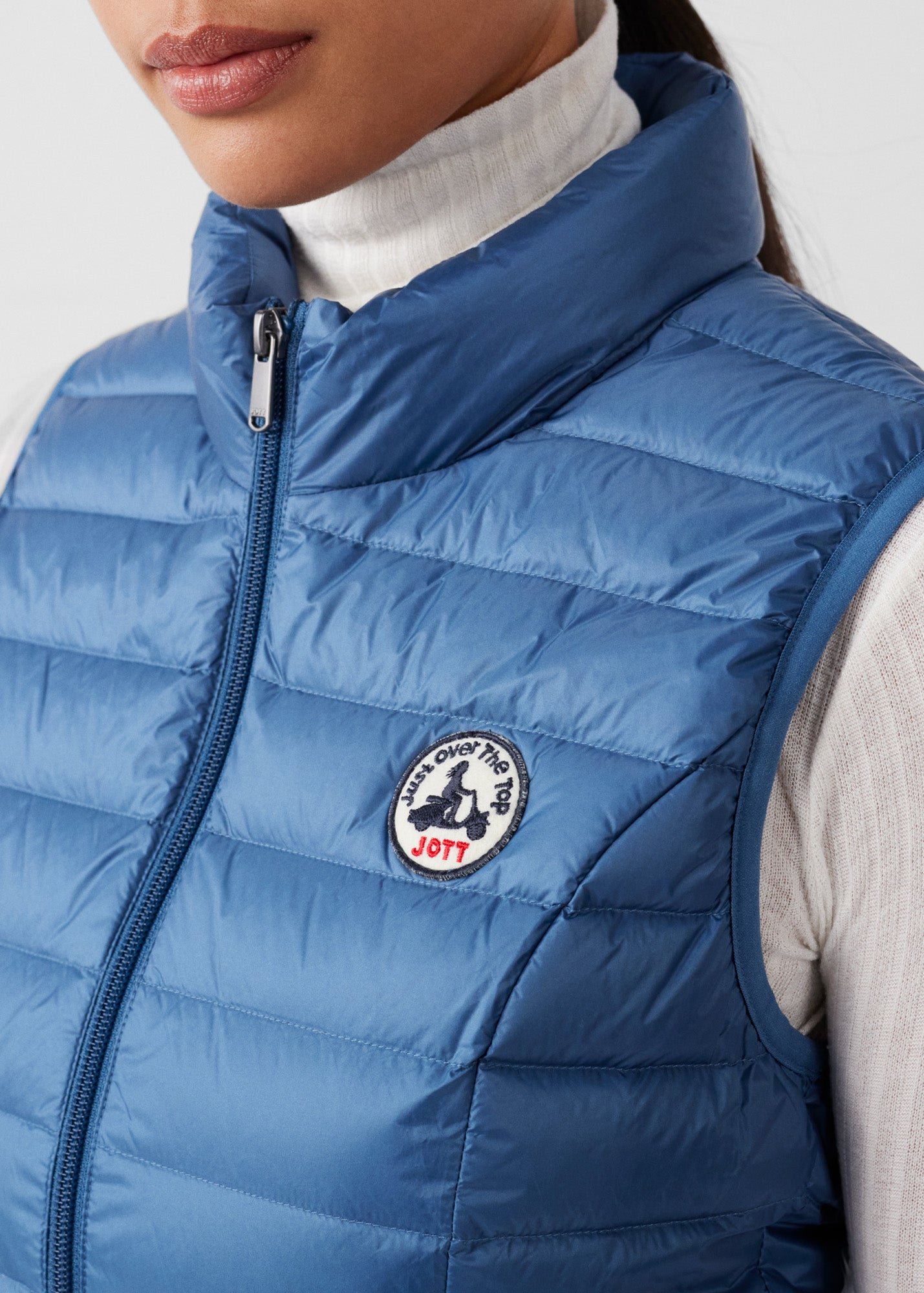 Sleeveless lightweight down vest seda JOTT Blue