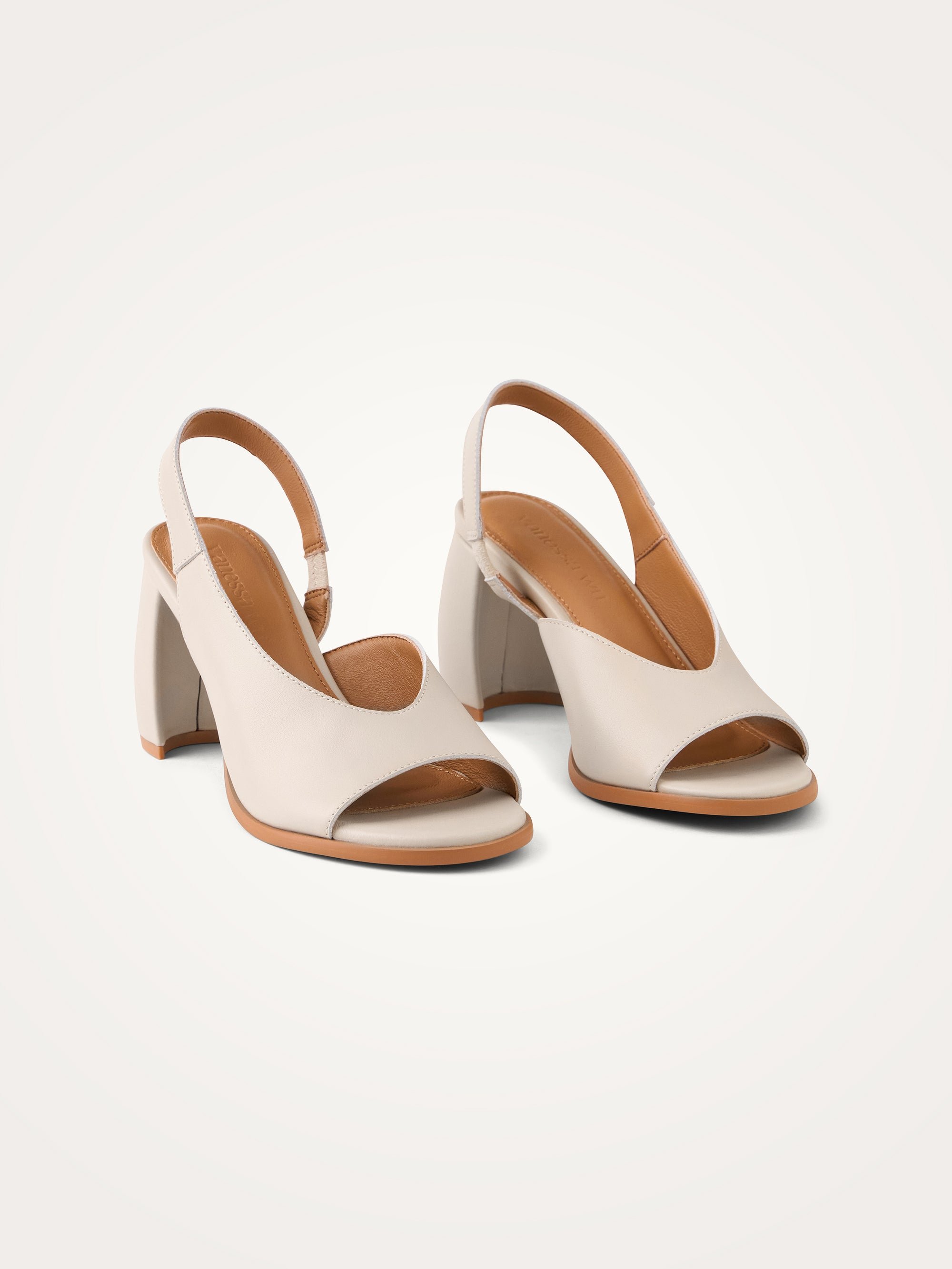 Sandals with ankle strap and half-moon heel in leather VANESSA WU Beige