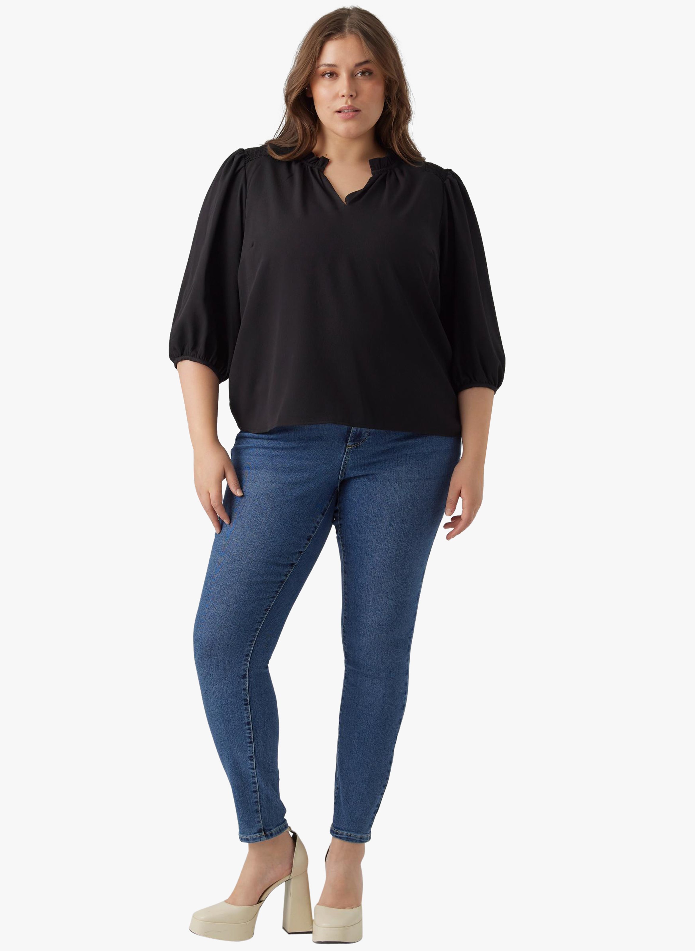 Blouse col V regular-fit VERO MODA CURVE Noir