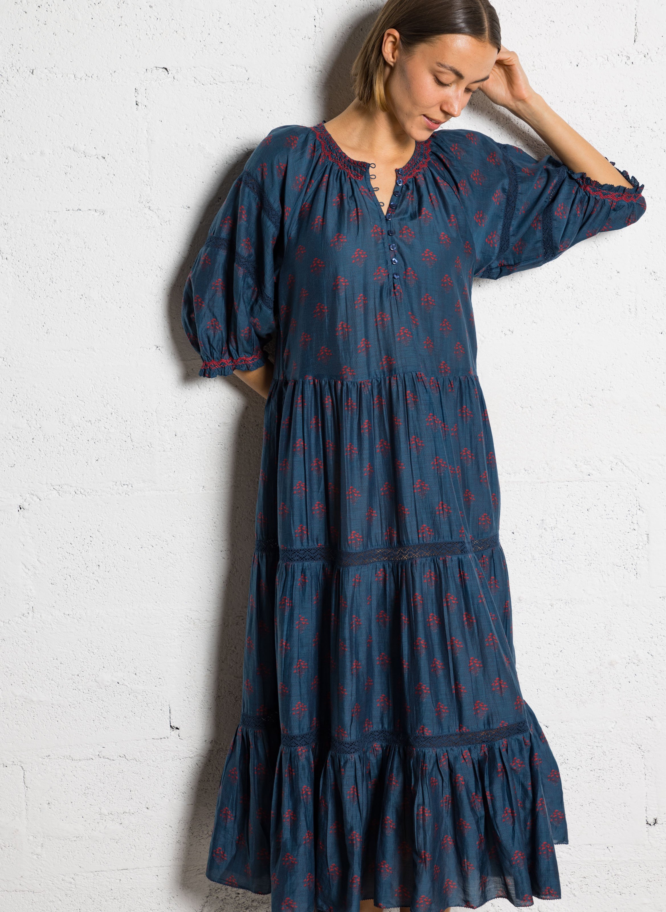 Long cotton V-neck dress M.A.B.E Blue