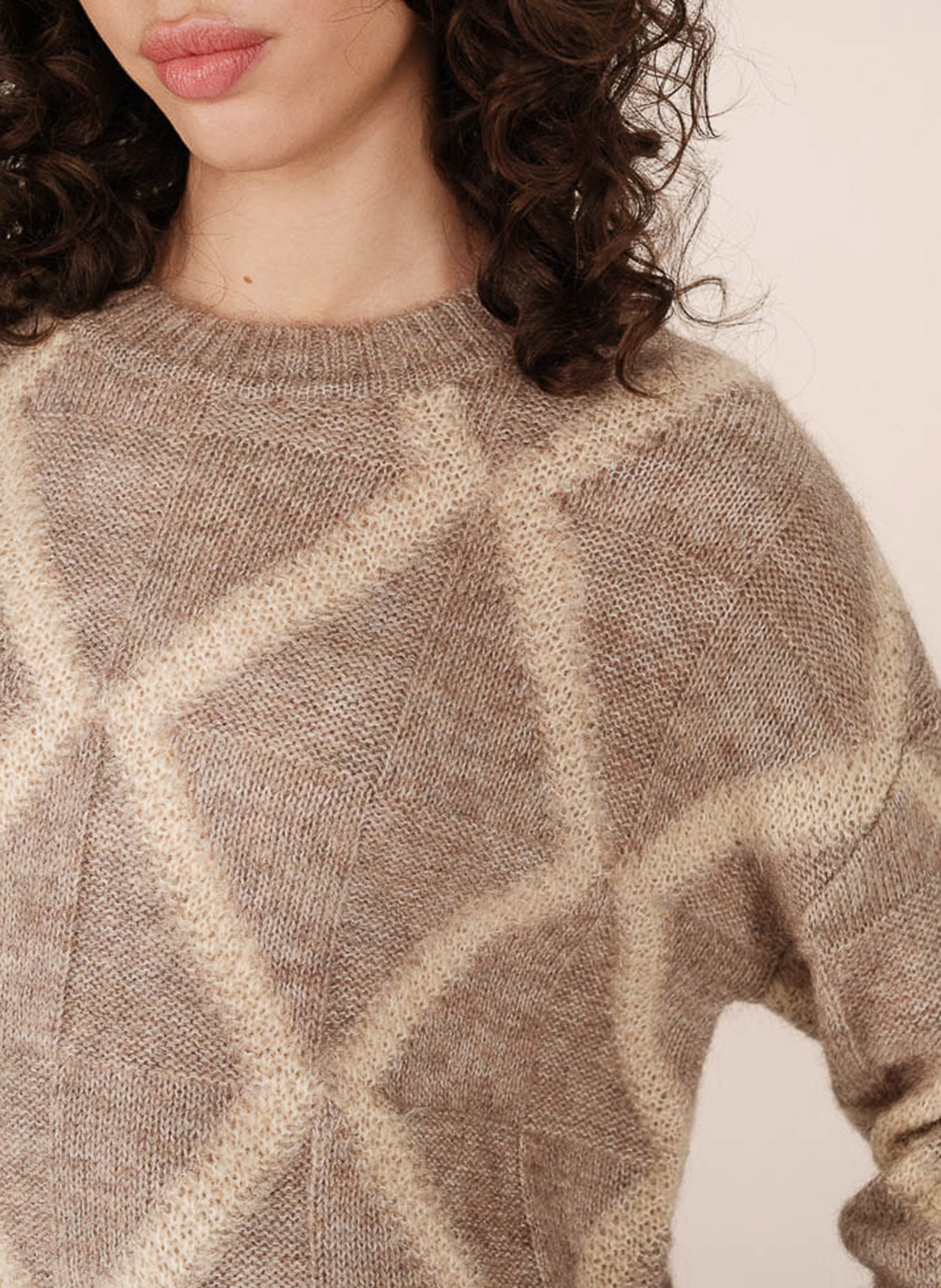 Oversized sweater with pattern GRACE ET MILA Beige