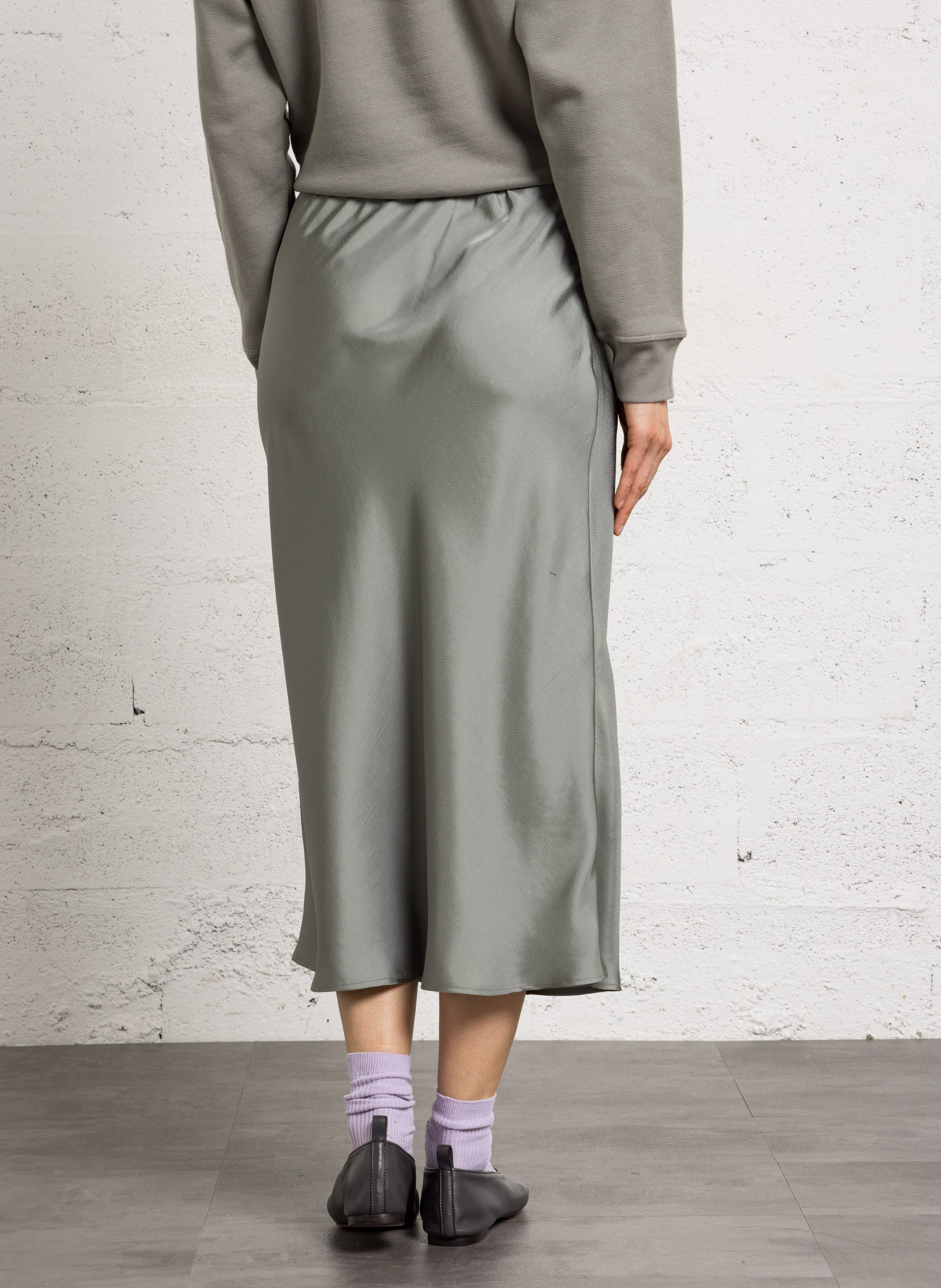 Fließender Midirock aus Satin SOEUR Grun