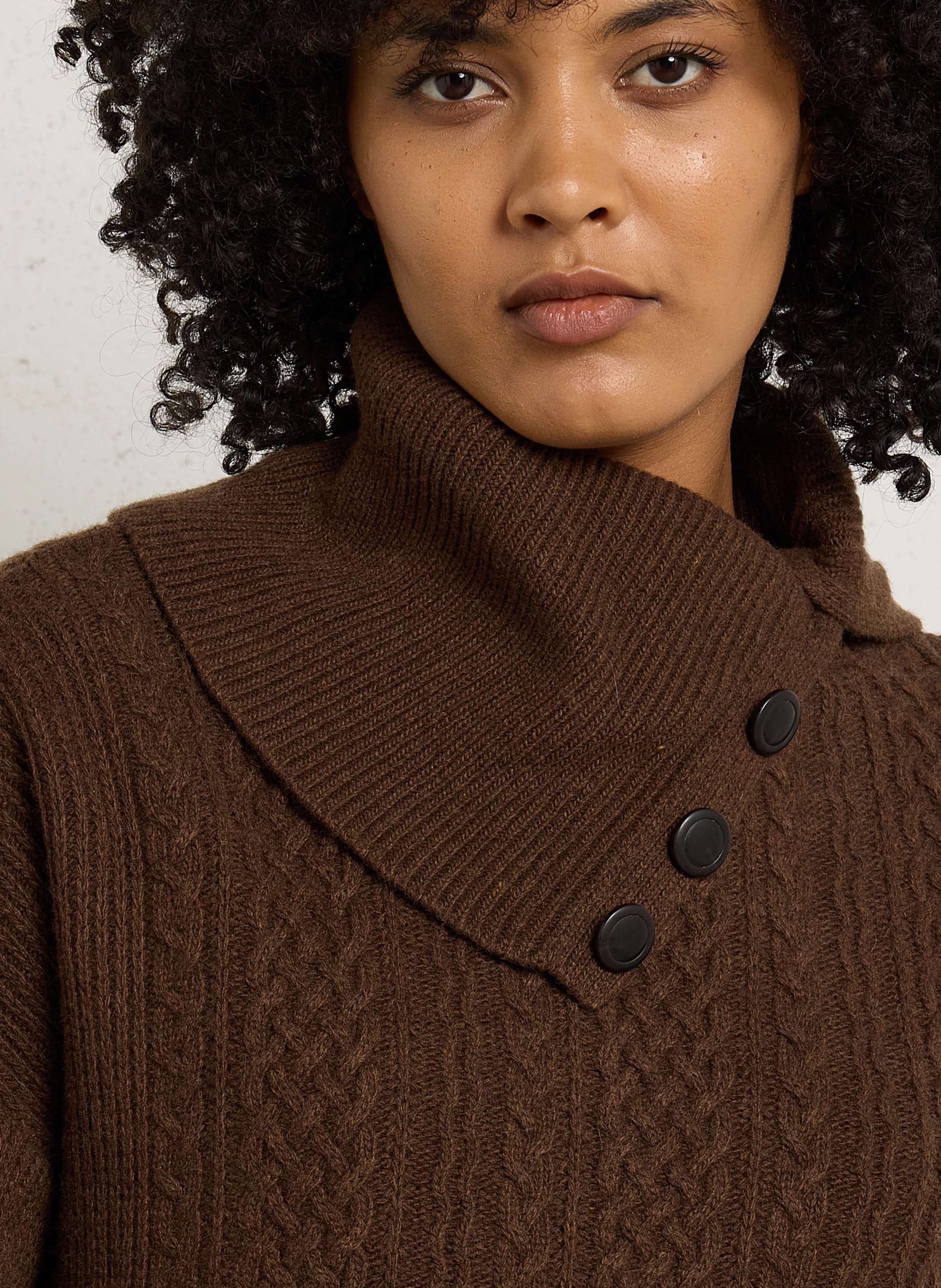 Pull ample maille en laine MAISON ANJE Marron