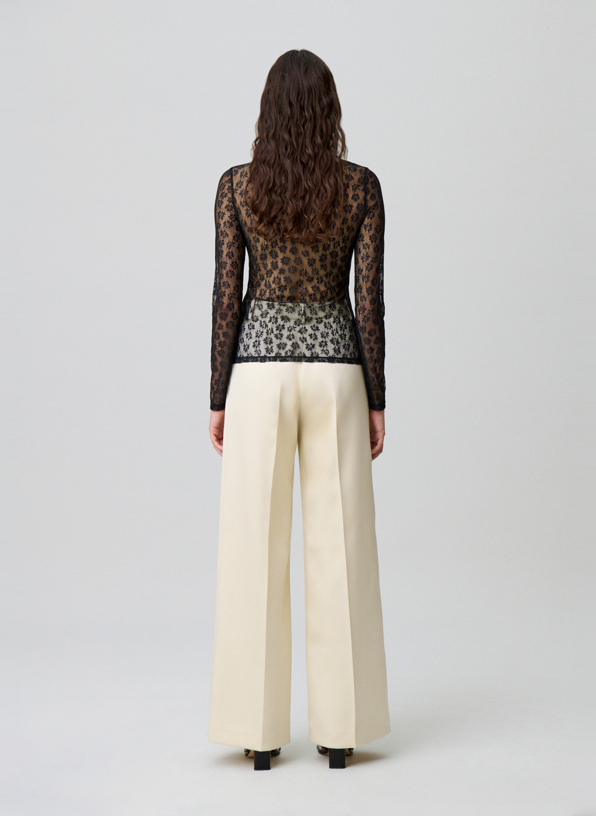 Top en dentelle col rond  CLAUDIE PIERLOT Noir