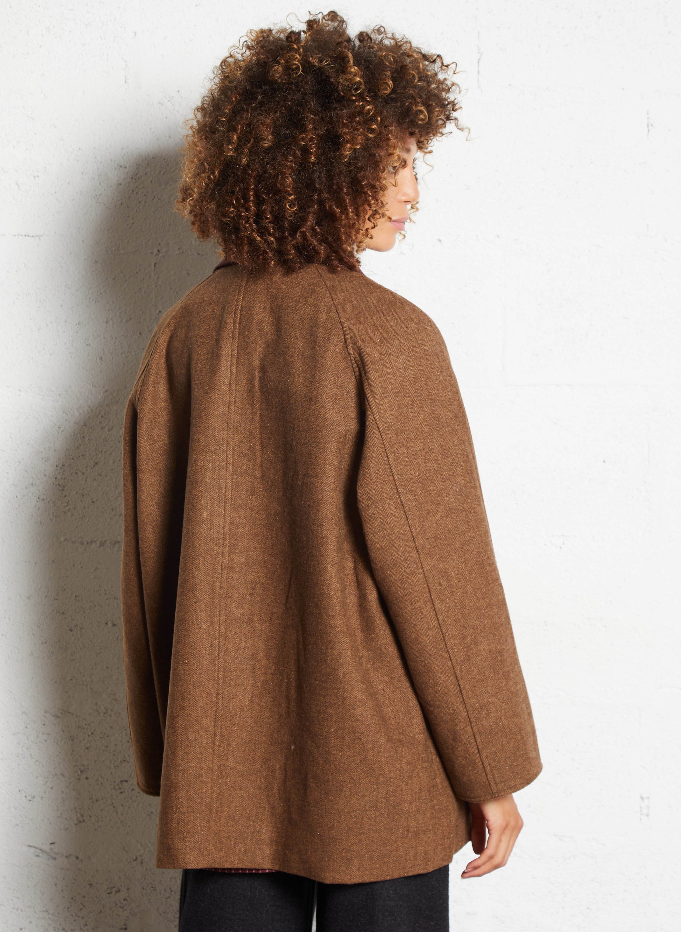 Manteau large boutonné à chevrons SEE U SOON Marron