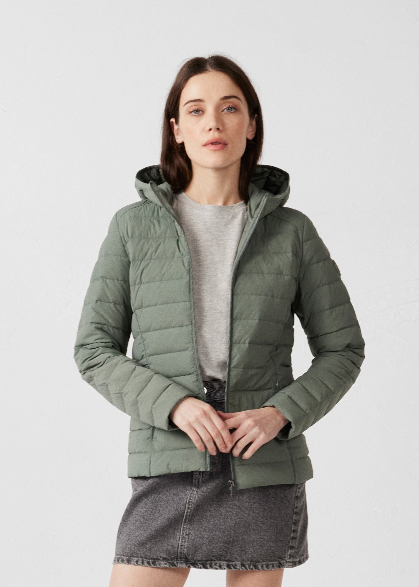 Lightweight stretch hooded puffer jacket Salma JOTT Green